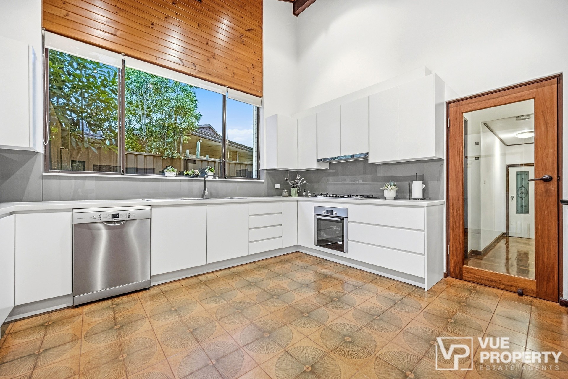 5-bedroom house at 4 Blundell Street, Marsfield, NSW 2122, Ryde, New South Wales