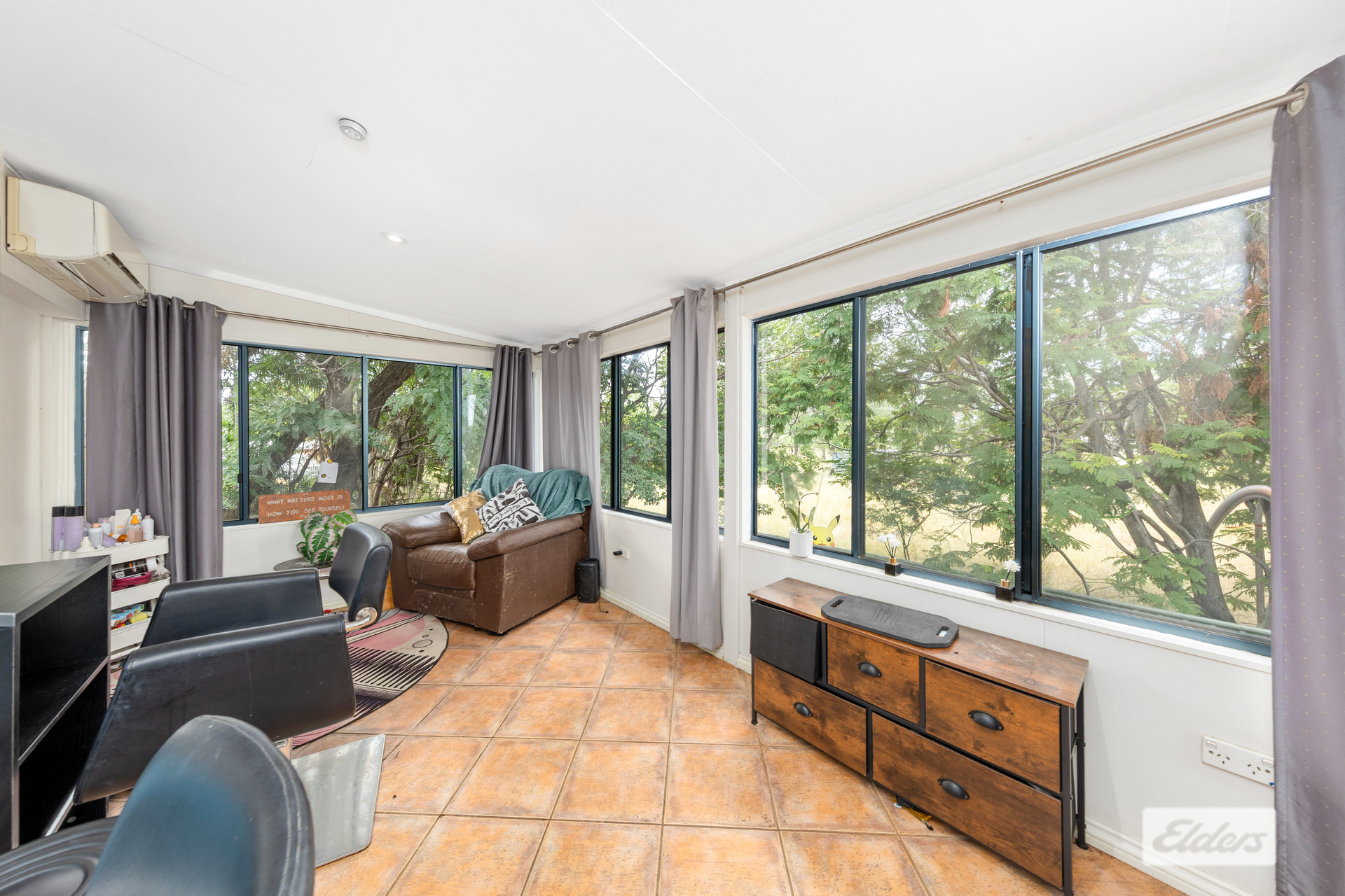 4-bedroom house at 5 EDWARDS PLACE, Emerald QLD 4720, Central Highlands (Qld), Queensland