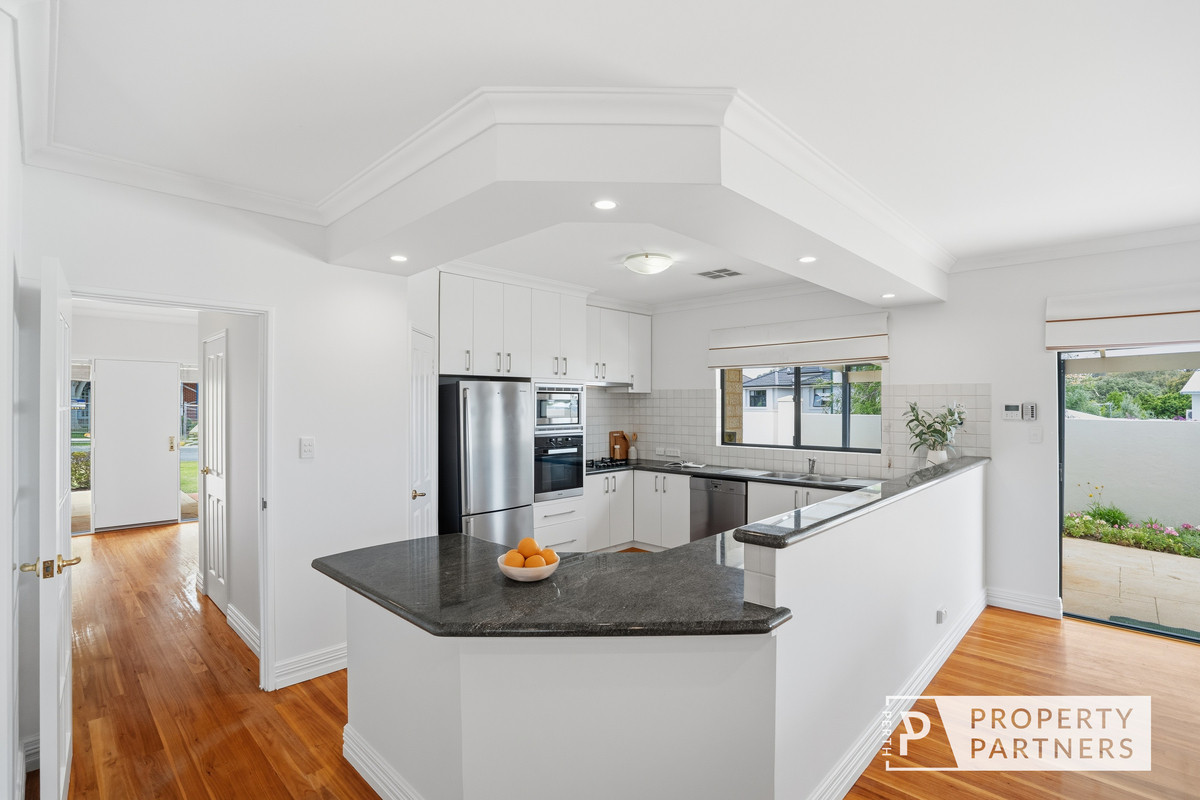 20 Norbury Crescent, City Beach, WA 6015 - Image 3