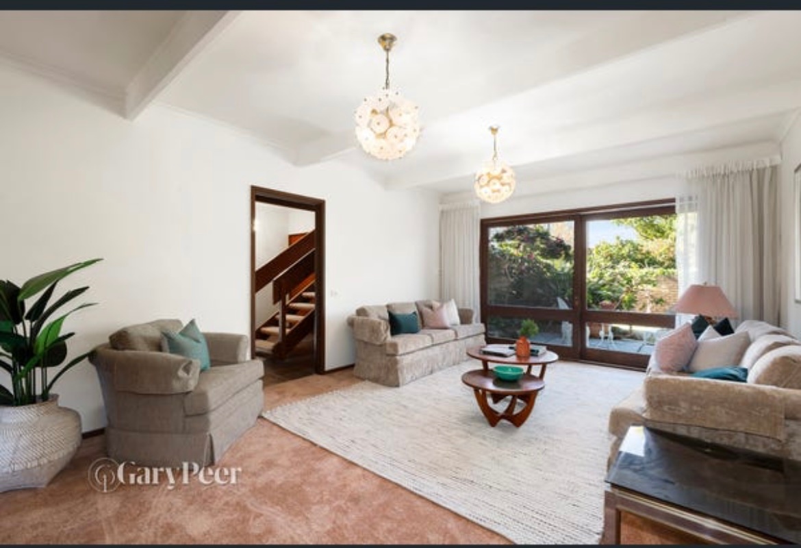 7 Lirrewa Grove, Caulfield, VIC 3162 - Image 2