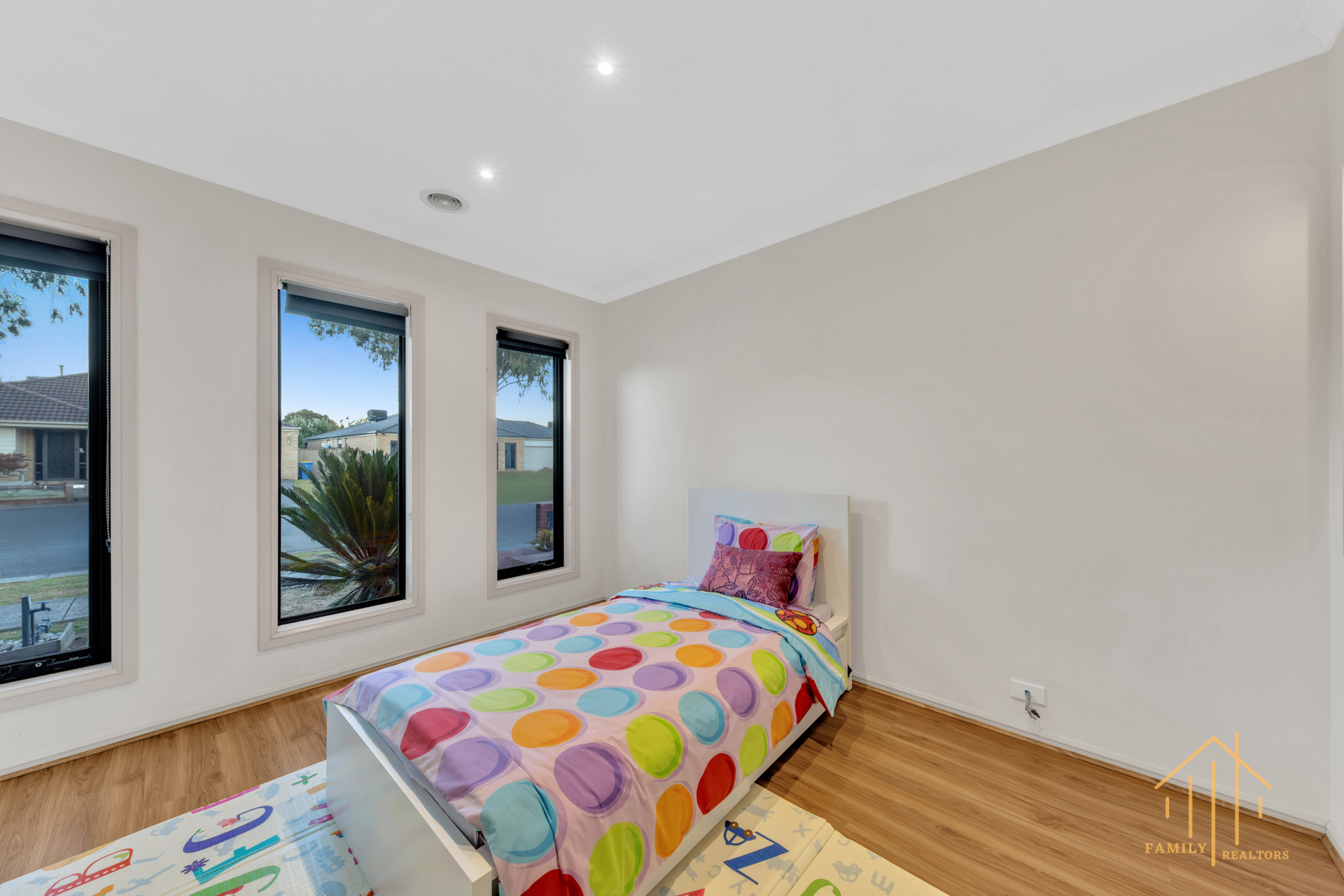5-bedroom house at 21 Flash Dan Drive, Cranbourne East, VIC 3977, Casey, Victoria