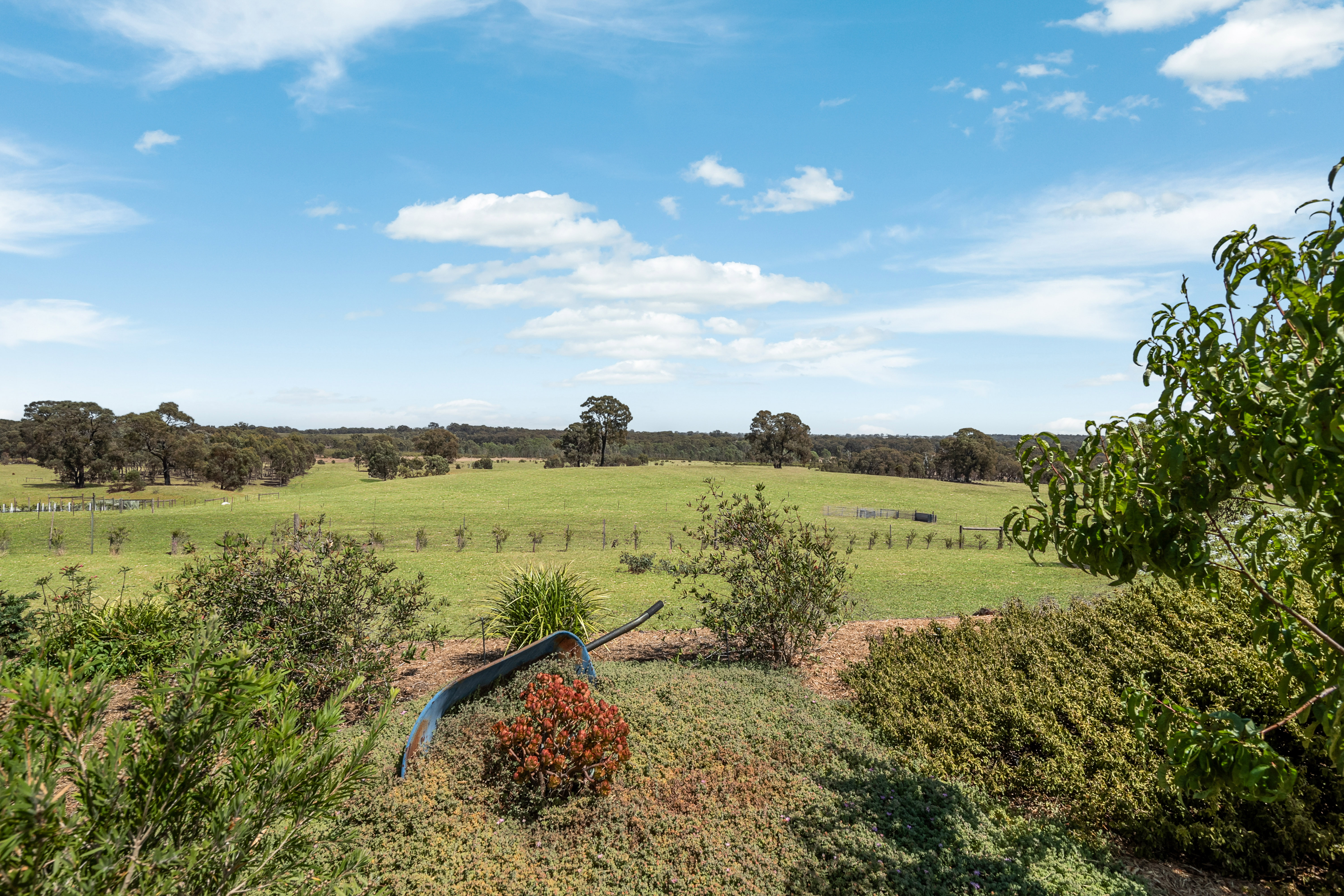 4-bedroom unit at 114 Mclennan Road, Heathcote, Vic, 3523, Greater Bendigo, Victoria