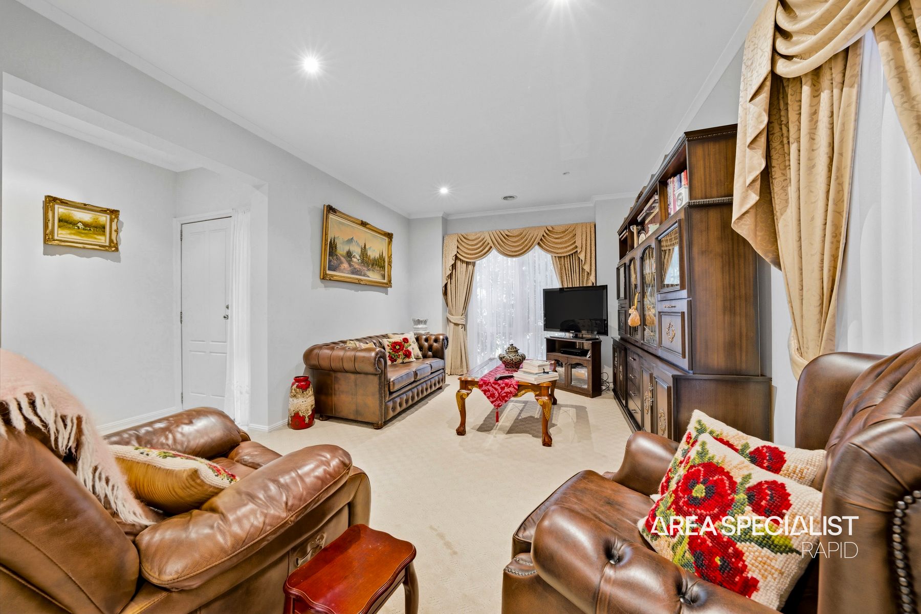 11 GABLES WALK, Narre Warren South VIC 3805 - Image 3