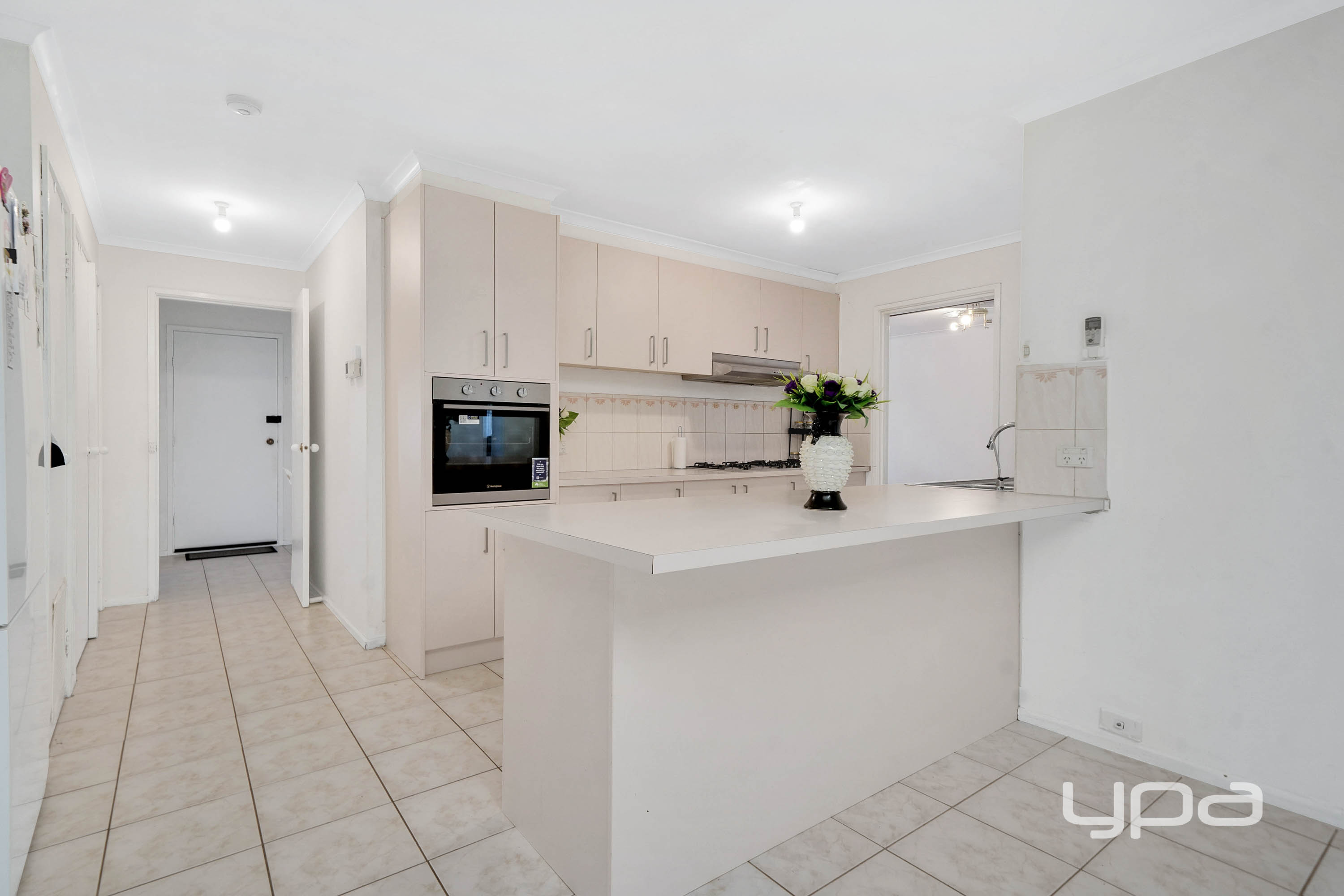18 ASTER CLOSE, Meadow Heights VIC 3048 - Image 8