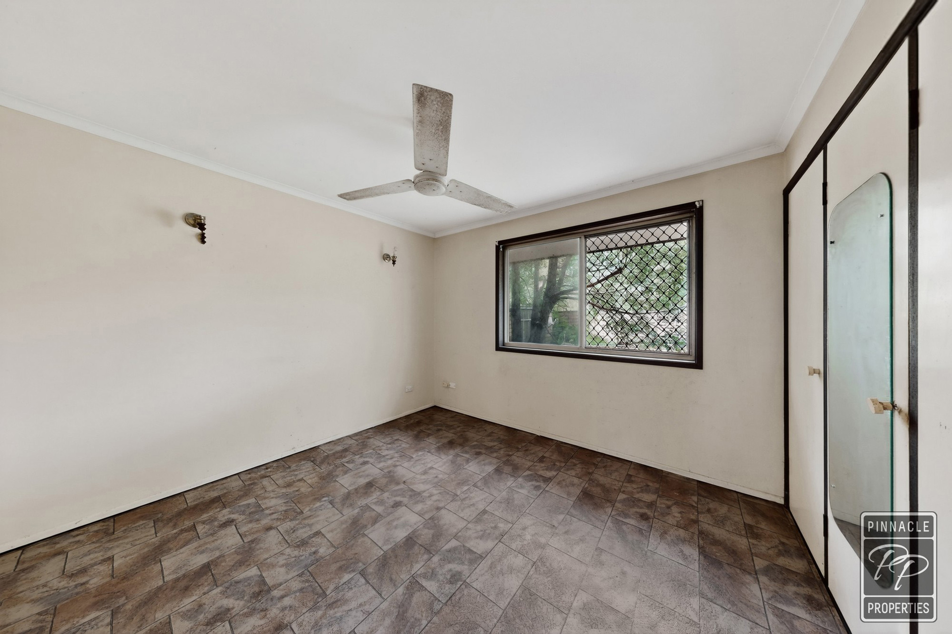 4-bedroom house at 42 Redpath Street, Wishart, QLD 4122, Brisbane, Queensland