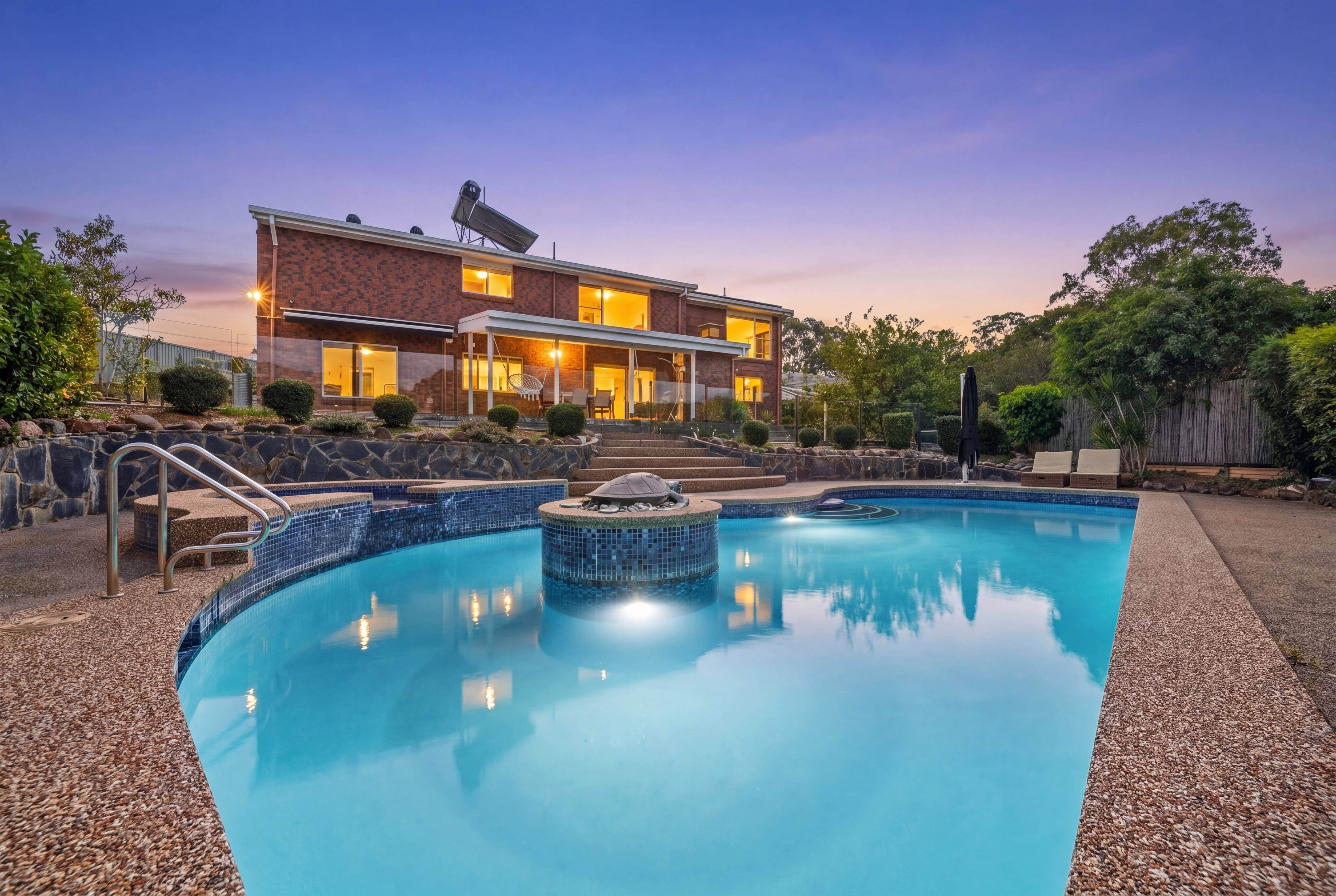9 PENAMBER COURT, Benowa QLD 4217 - Image 3