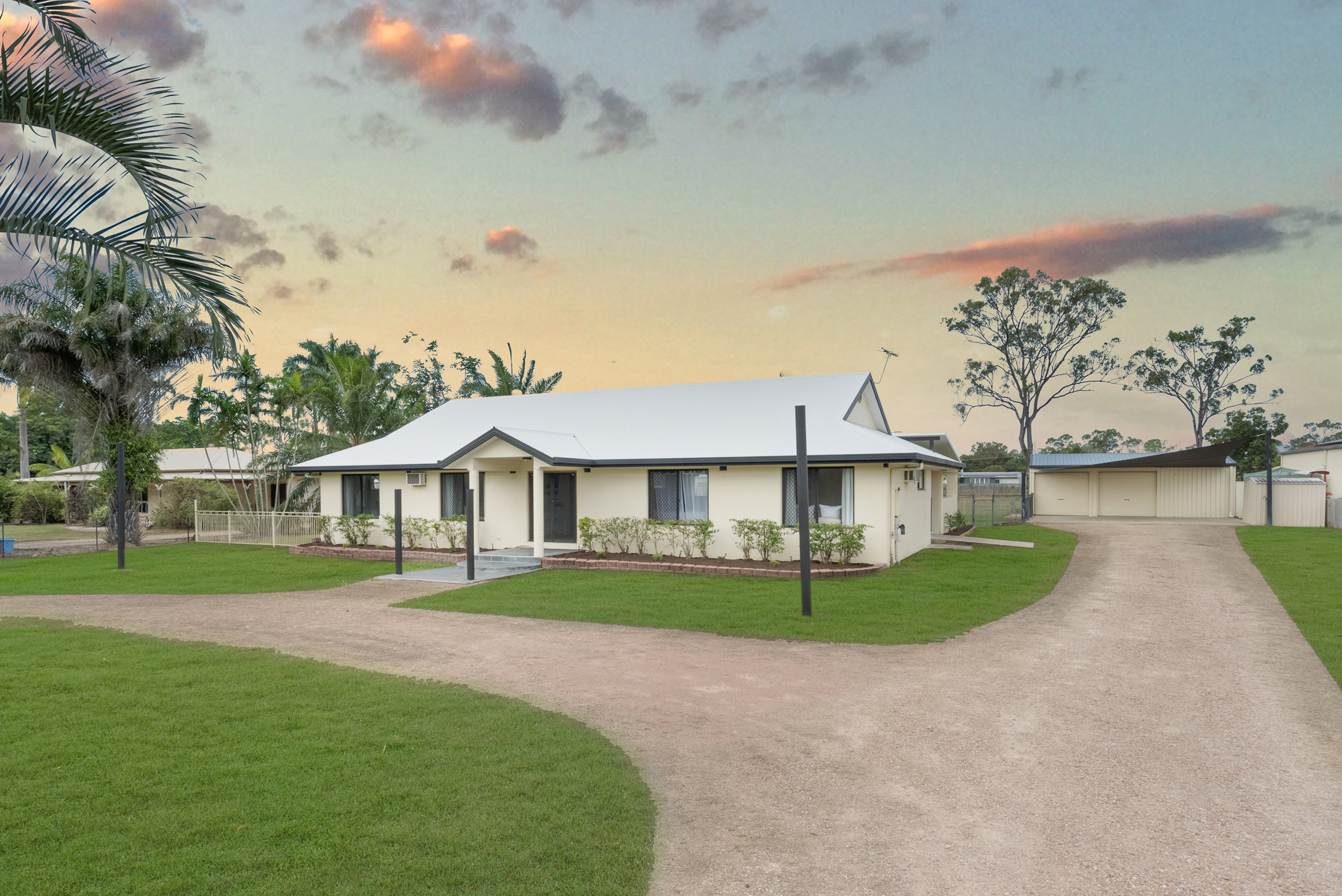 48 FLAGSTONE AVENUE, Rangewood QLD 4817 - Image 1