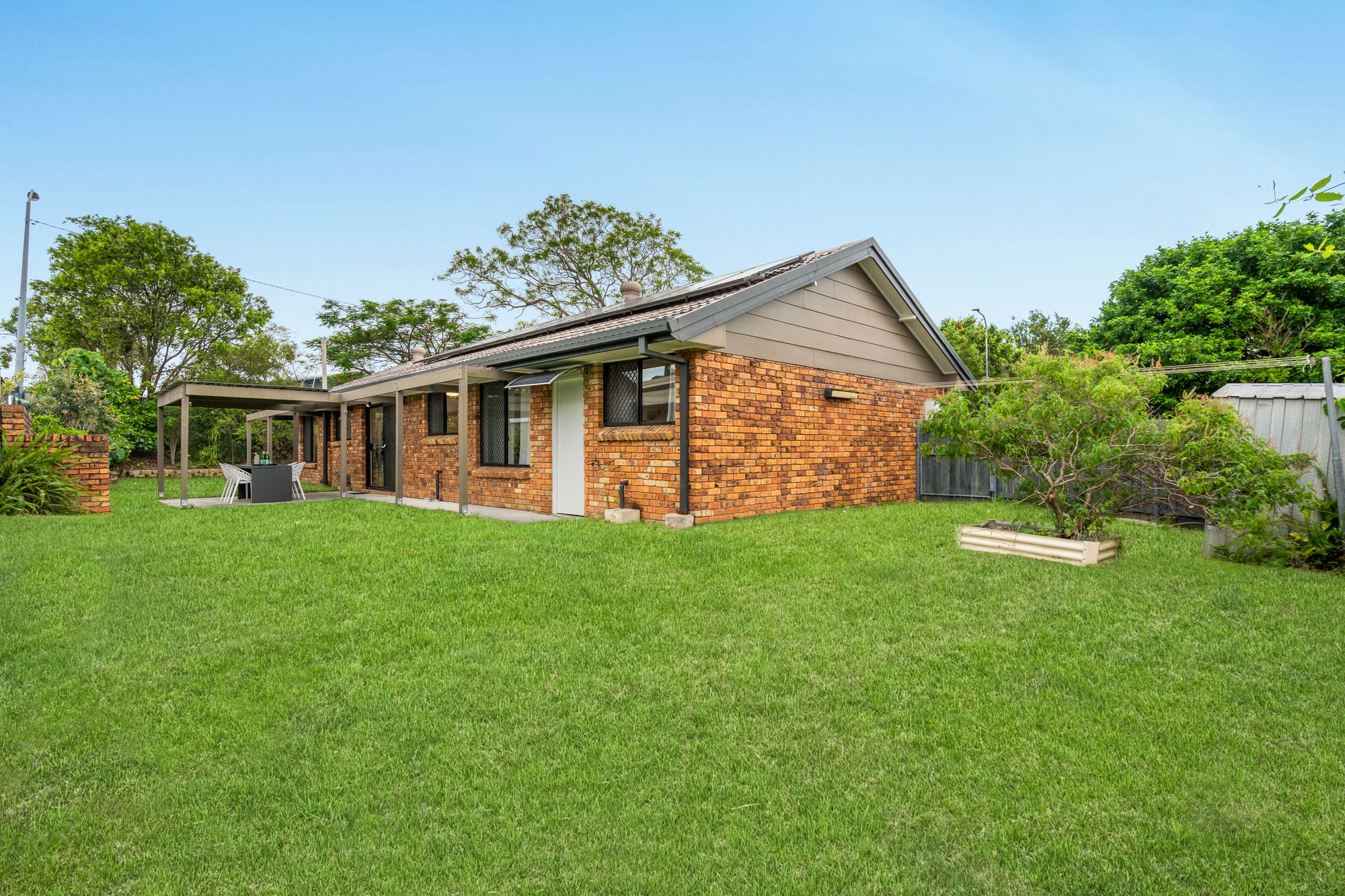 96 Redbourne Street, Chermside West, QLD 4032 - Image 3