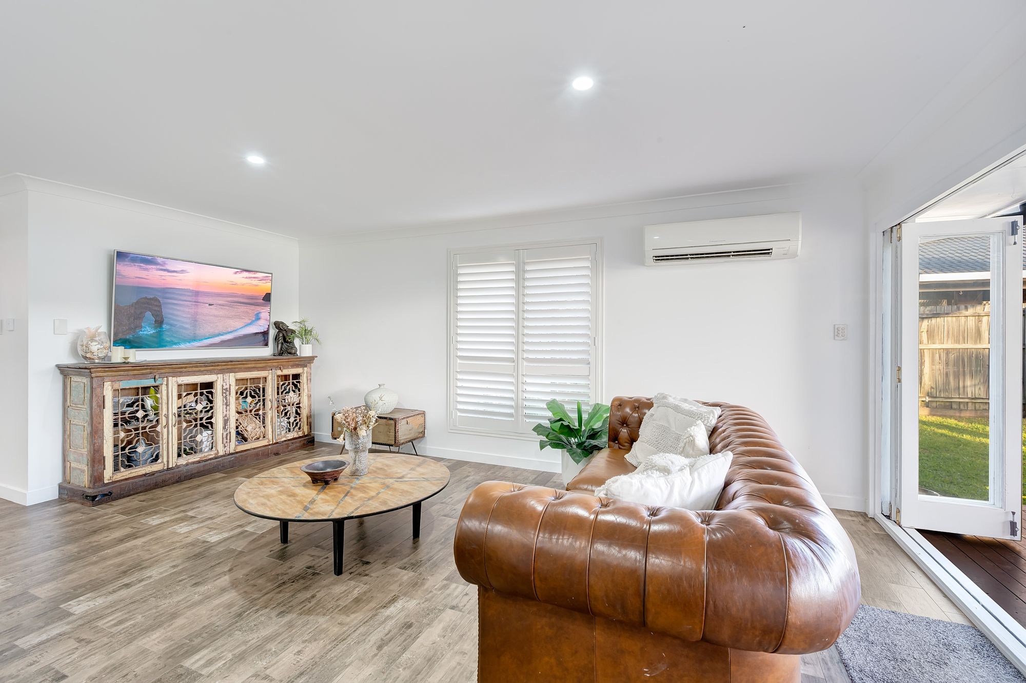 5-bedroom house at 98 Bannockburn Crescent, Parkinson, QLD 4115, , Queensland