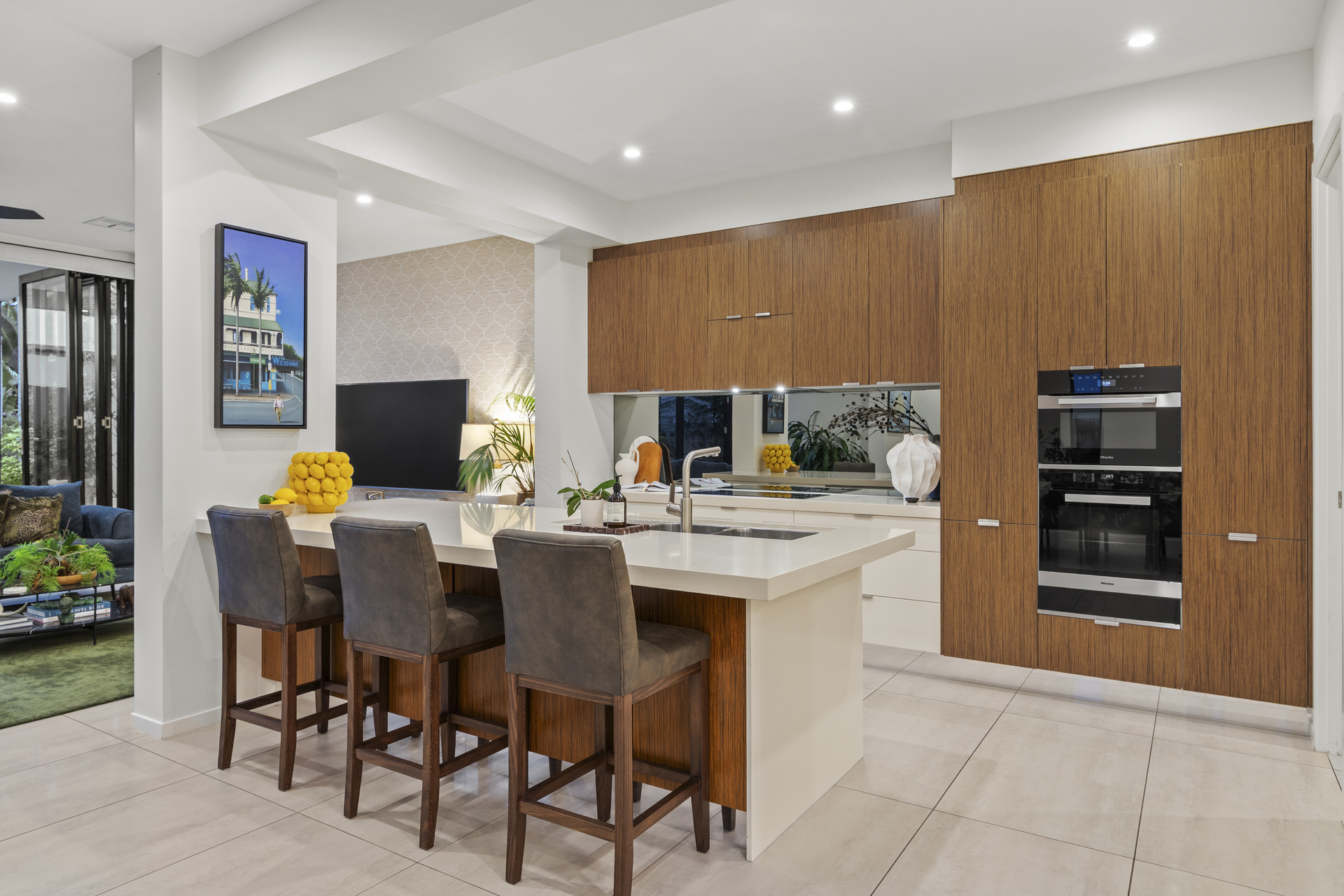 10 OCEAN STREET, Mermaid Beach QLD 4218 - Image 6