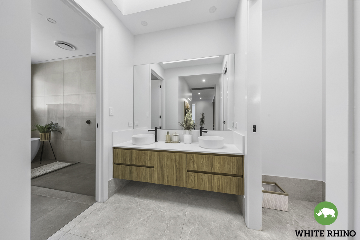 8 BOBBY STREET, Googong NSW 2620 - Image 6