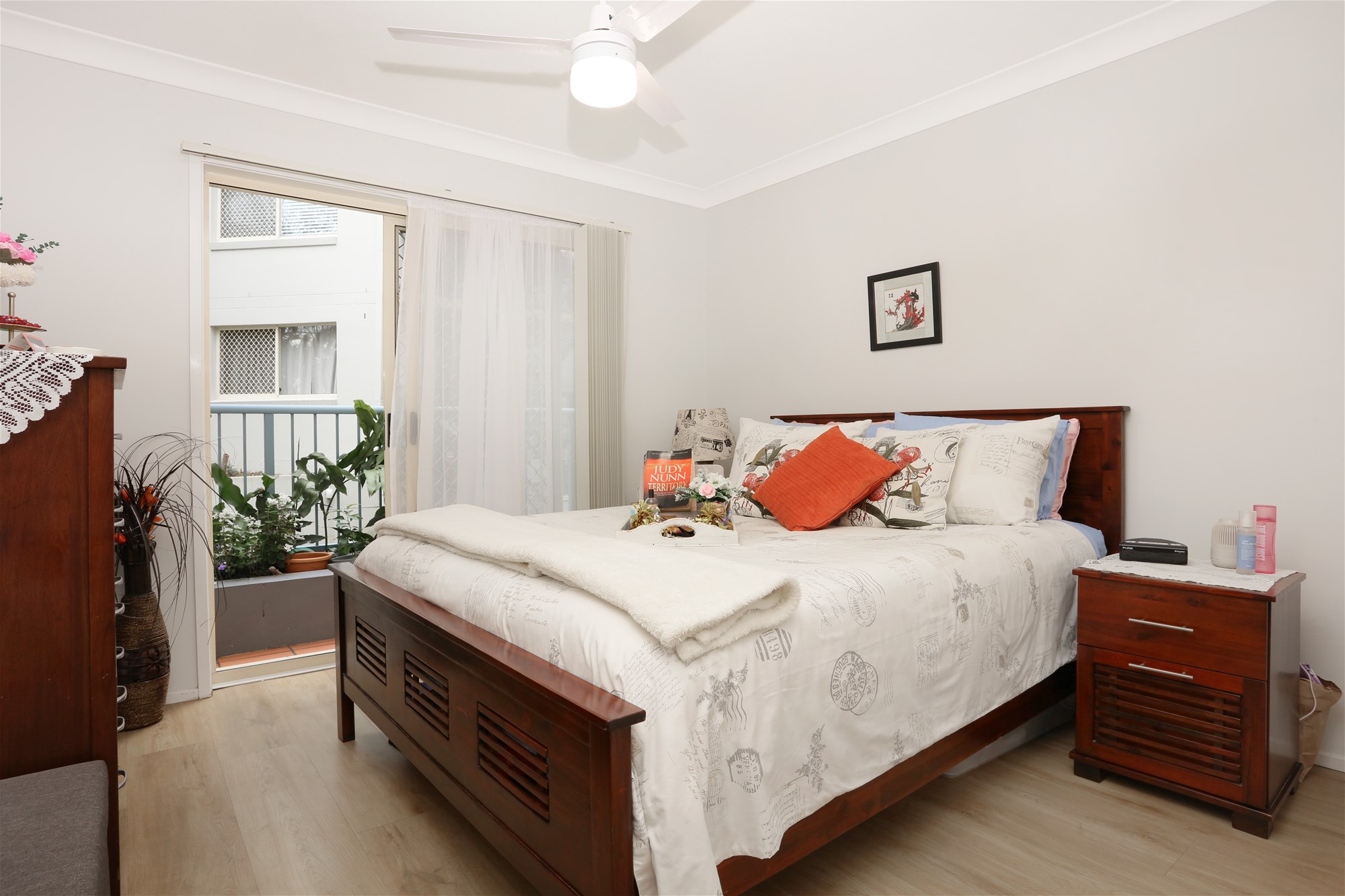 5 416 Marine Parade, Biggera Waters QLD 4216 - Image 8