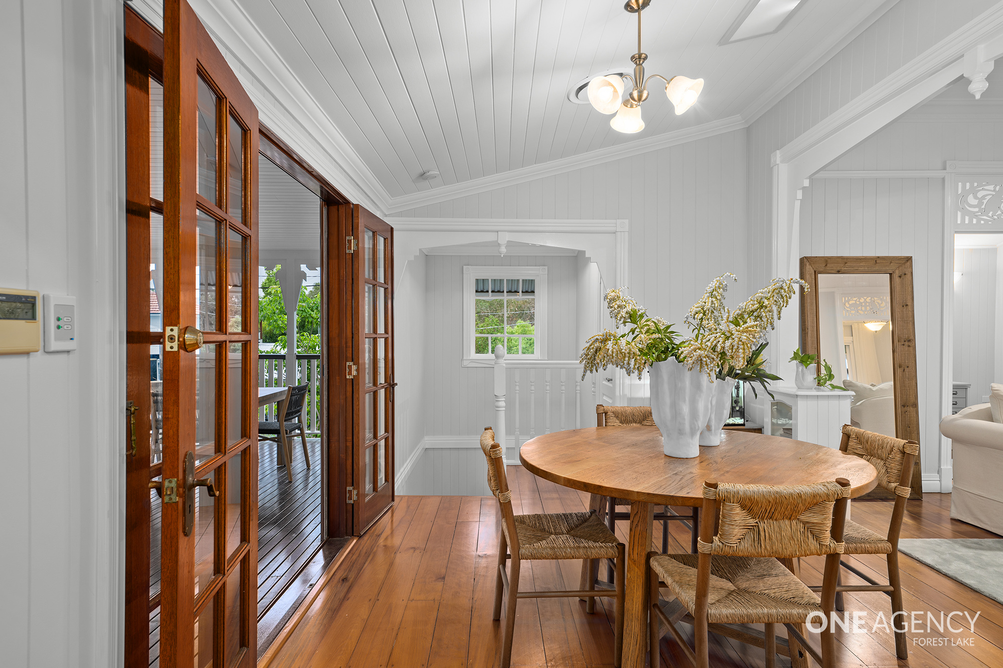 213 Honour Avenue, Chelmer, QLD 4068 - Image 8