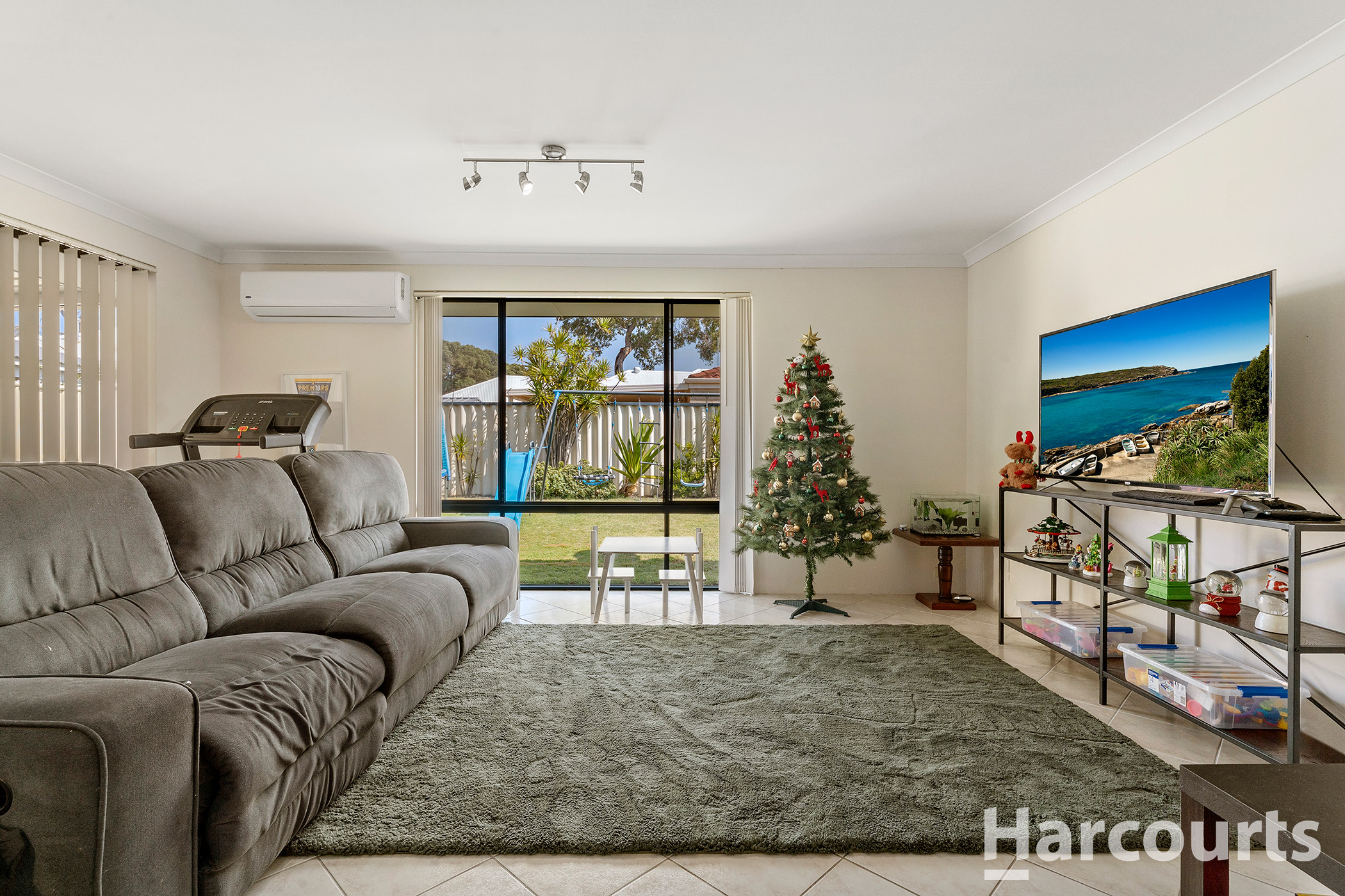 14 CHATSWORTH DRIVE, Erskine WA 6210 - Image 5