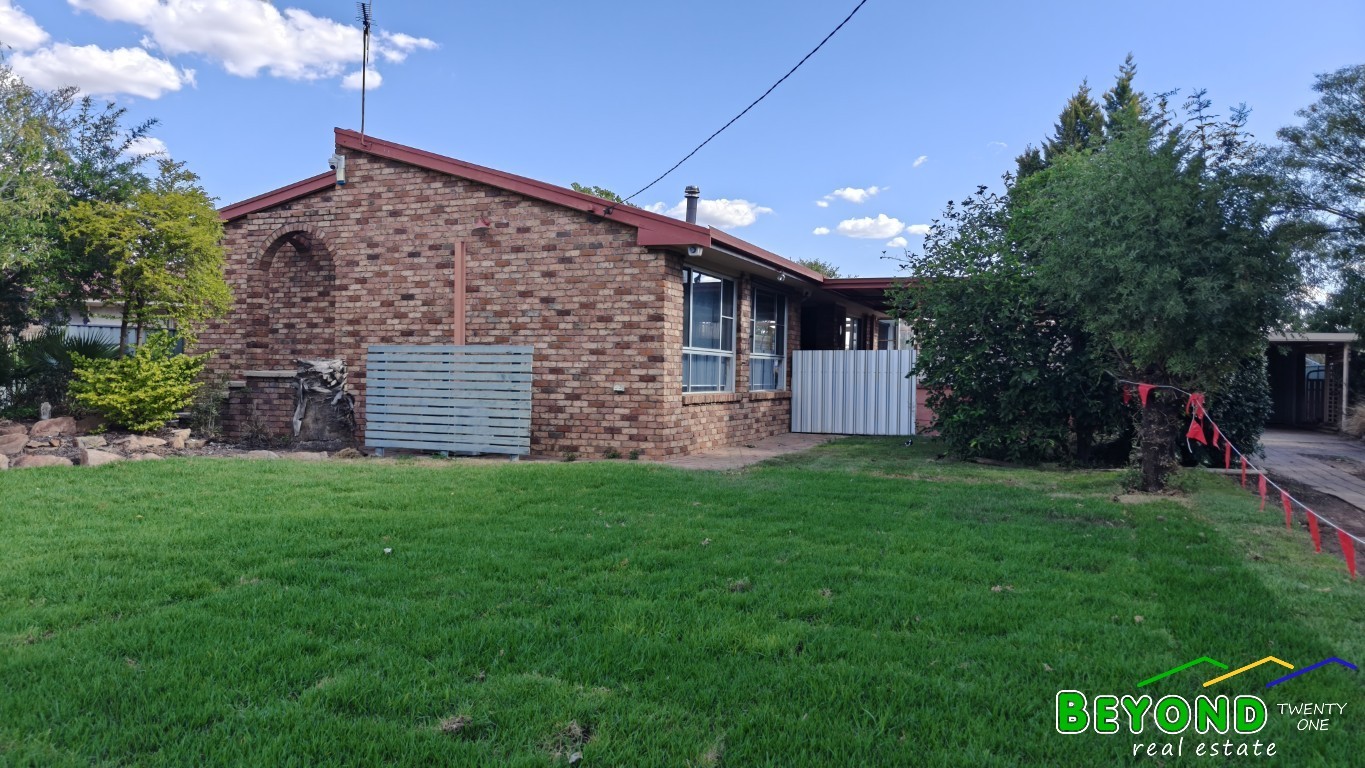41 FEDERATION STREET, Gilgandra NSW 2827 - Image 1