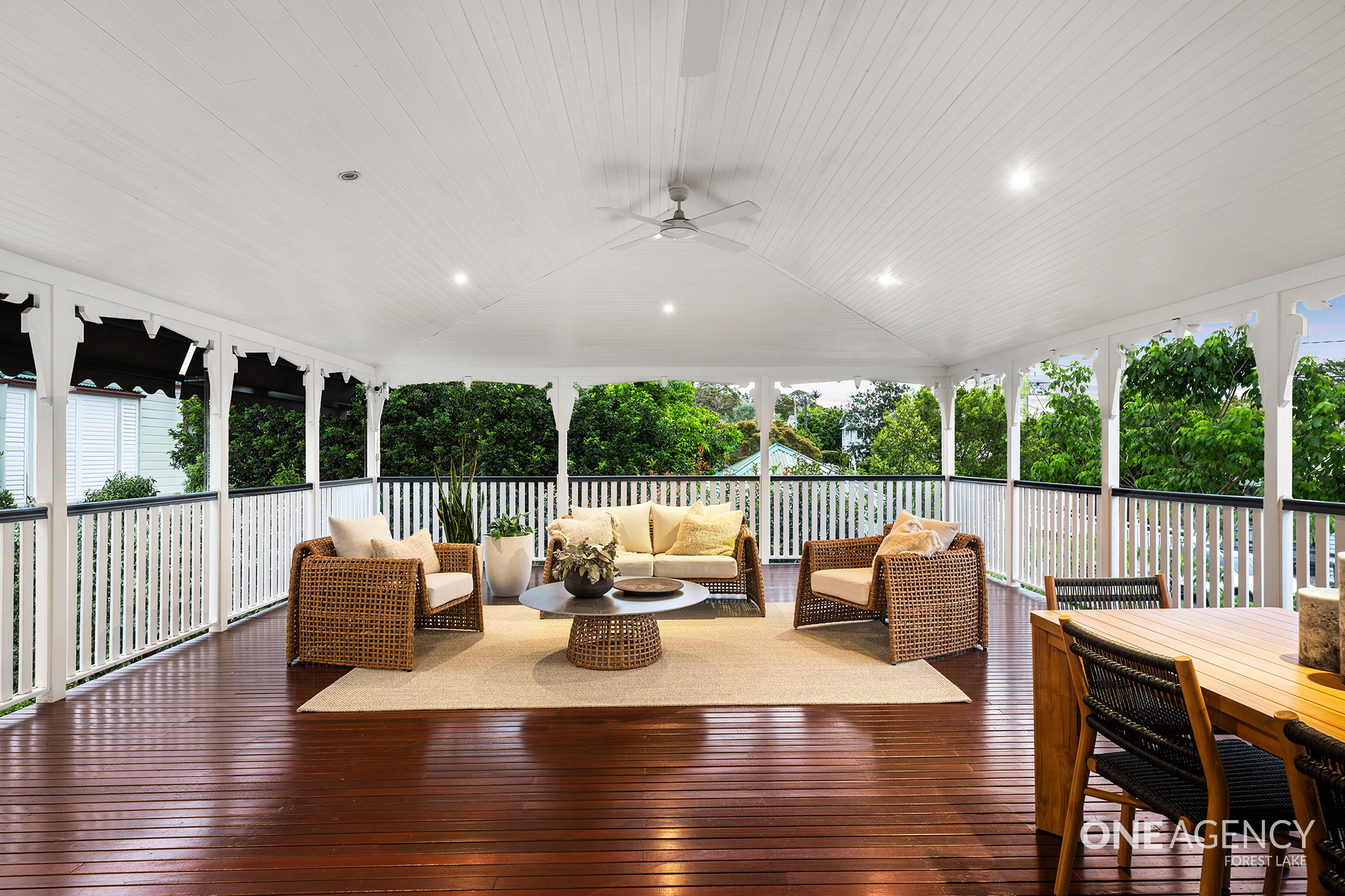 213 Honour Avenue, Chelmer, QLD 4068 - Image 9