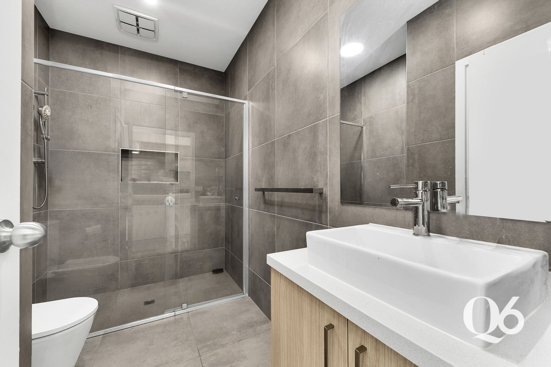 3-bedroom unit at 2/10 Kate Street, St Albans, VIC 3021, Brimbank, Victoria