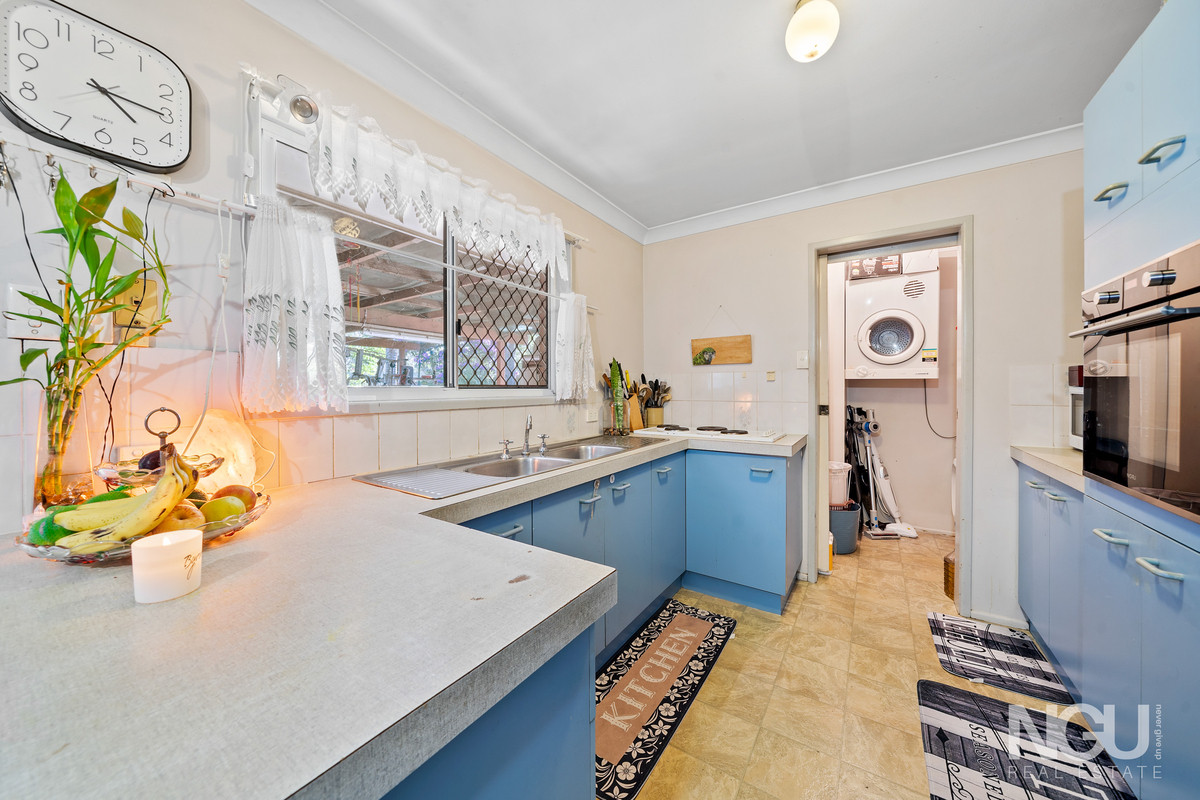 32 BAROSSA STREET, Kingston QLD 4114 - Image 3