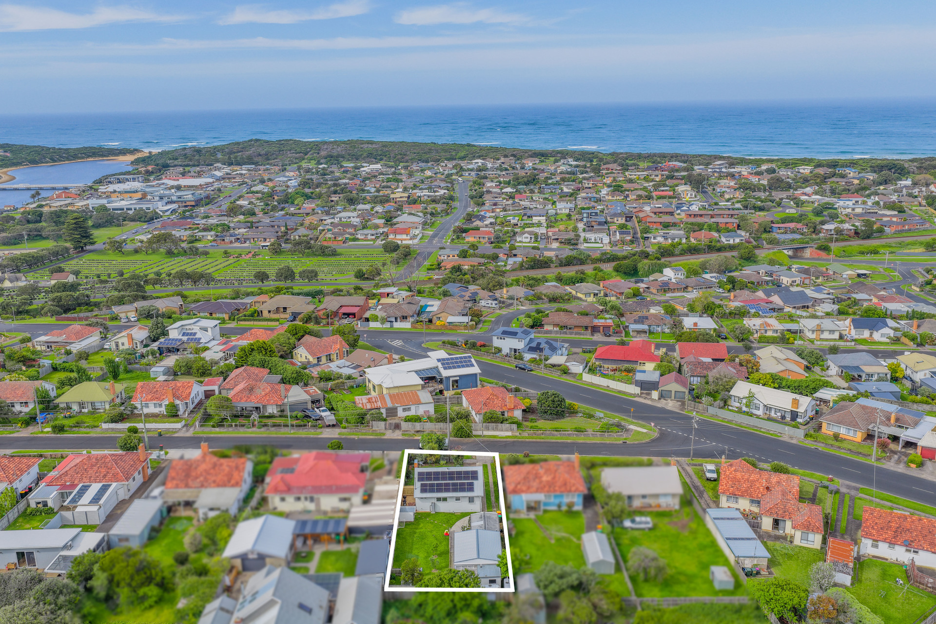 42 Alison Avenue, Warrnambool, VIC 3280 - Image 5