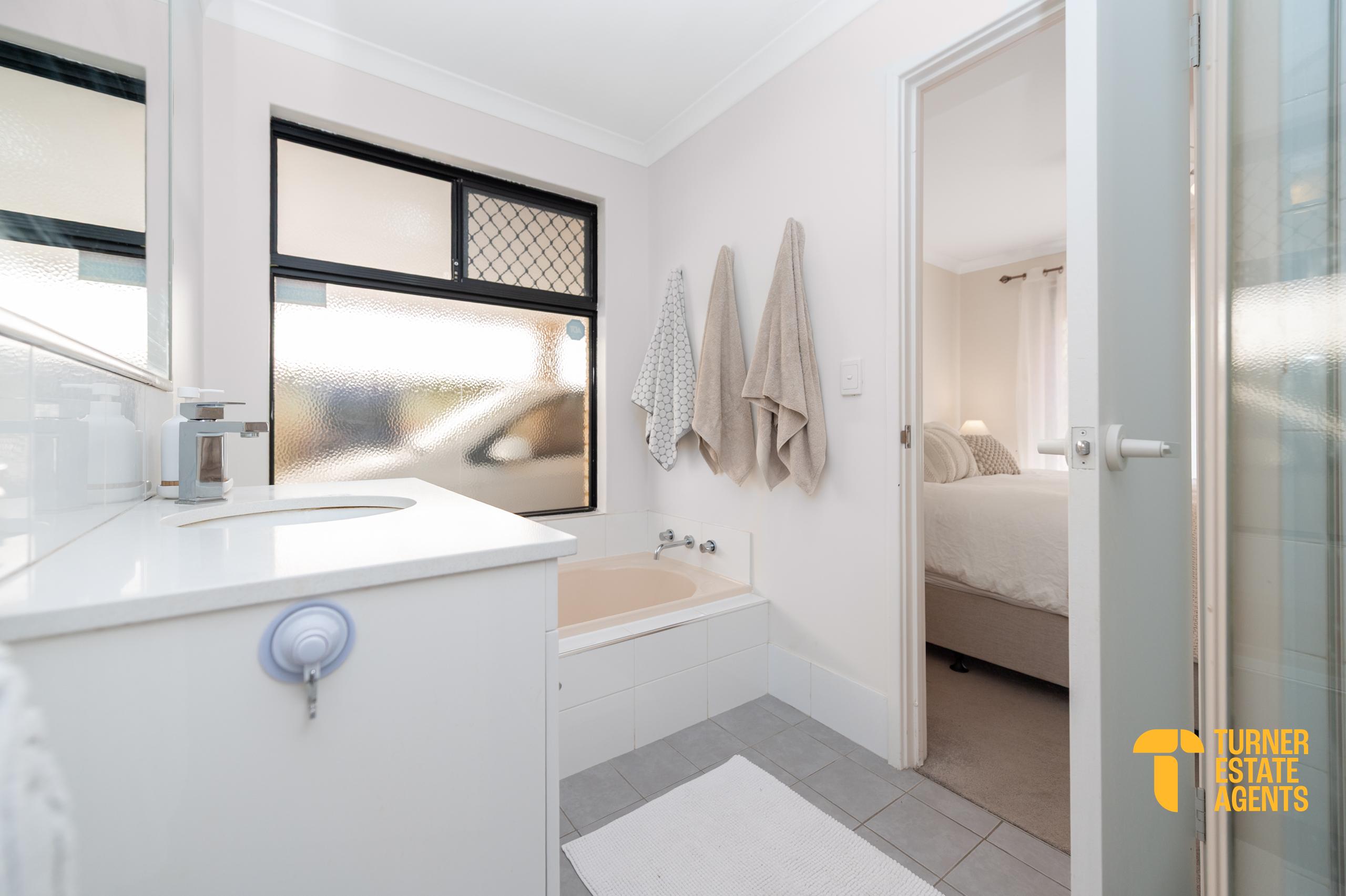 2 Tozer Loop, Atwell, WA 6164 - Image 7