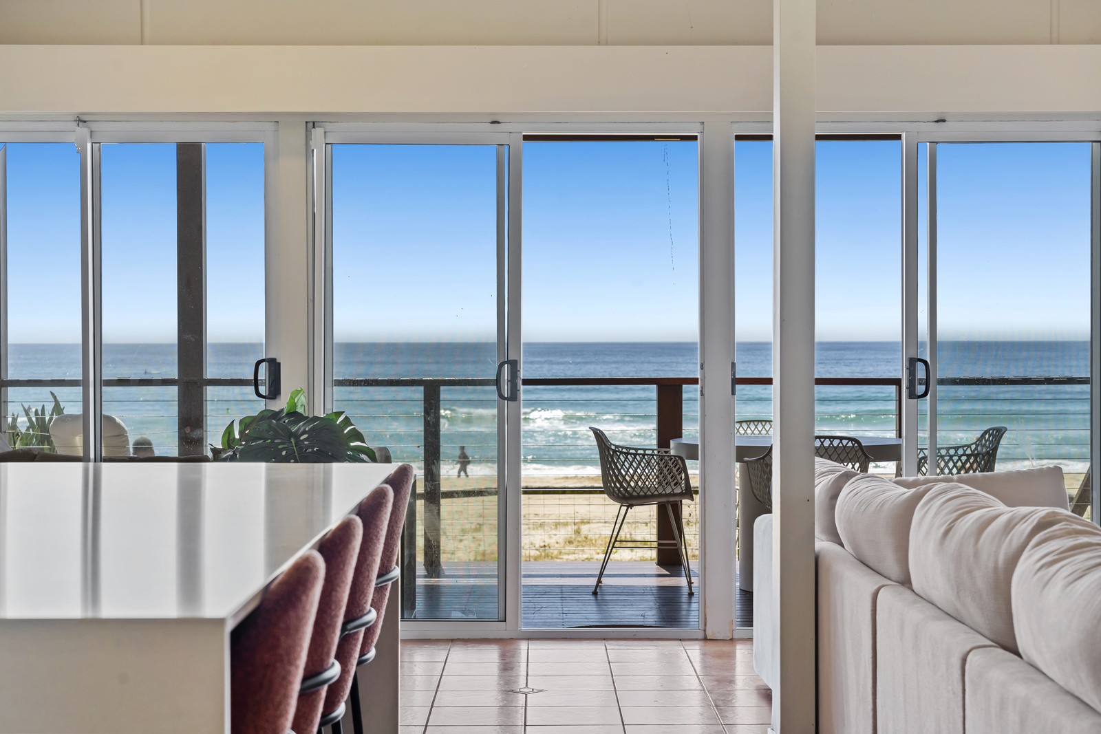 195 JEFFERSON LANE, Palm Beach QLD 4221 - Image 7