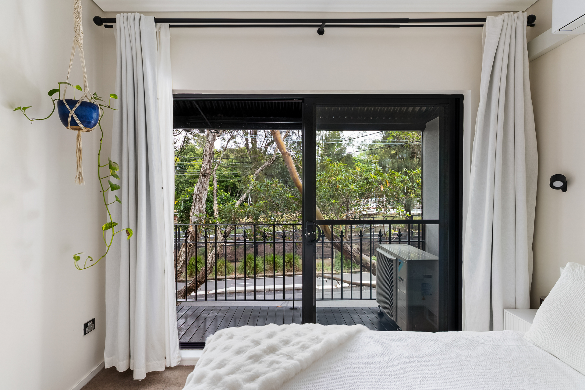 16 BRIDGE STREET, Erskineville NSW 2043 - Image 8