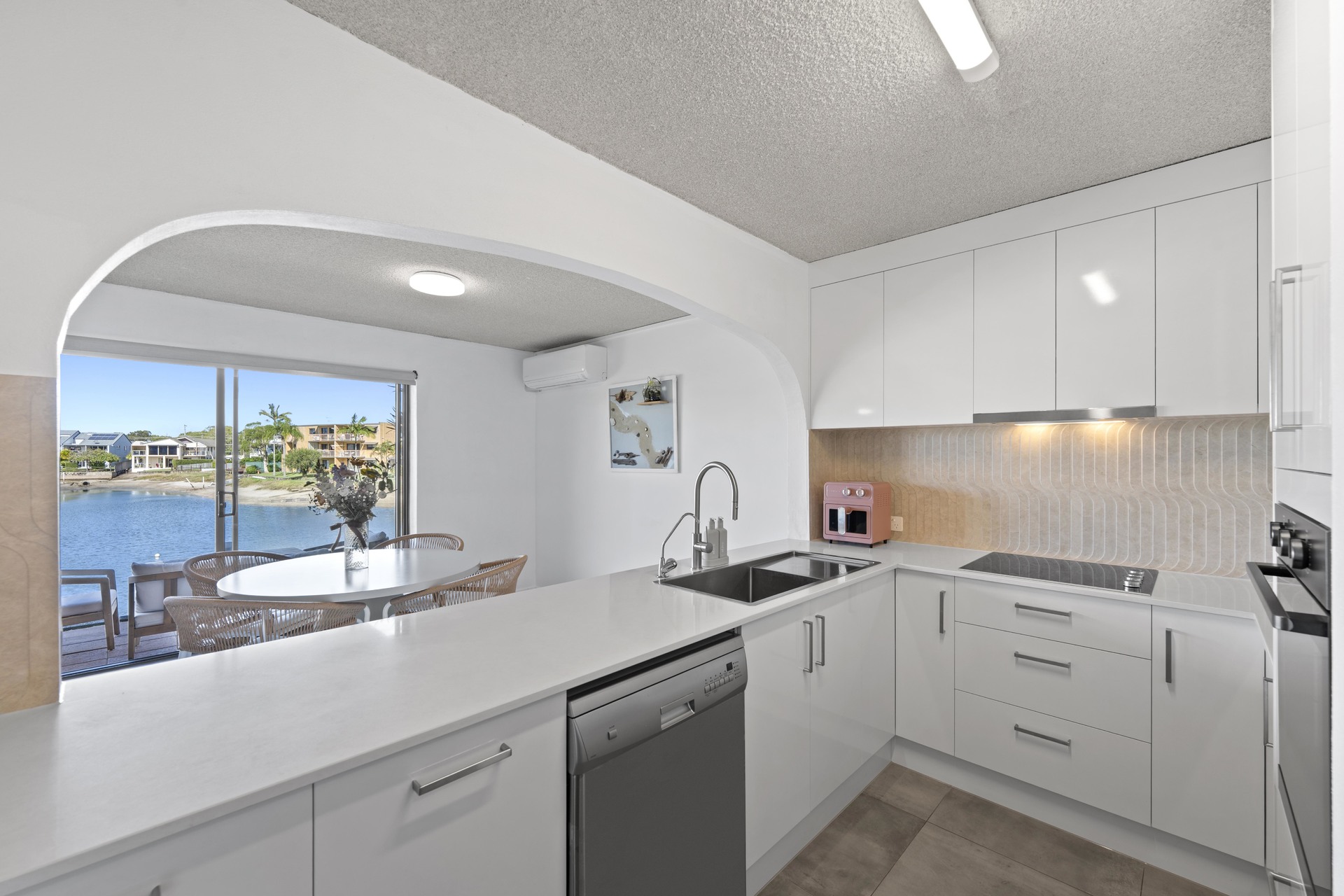 UNIT 3 5-7 BAROOGA CRESCENT, Mooloolaba QLD 4557 - Image 2