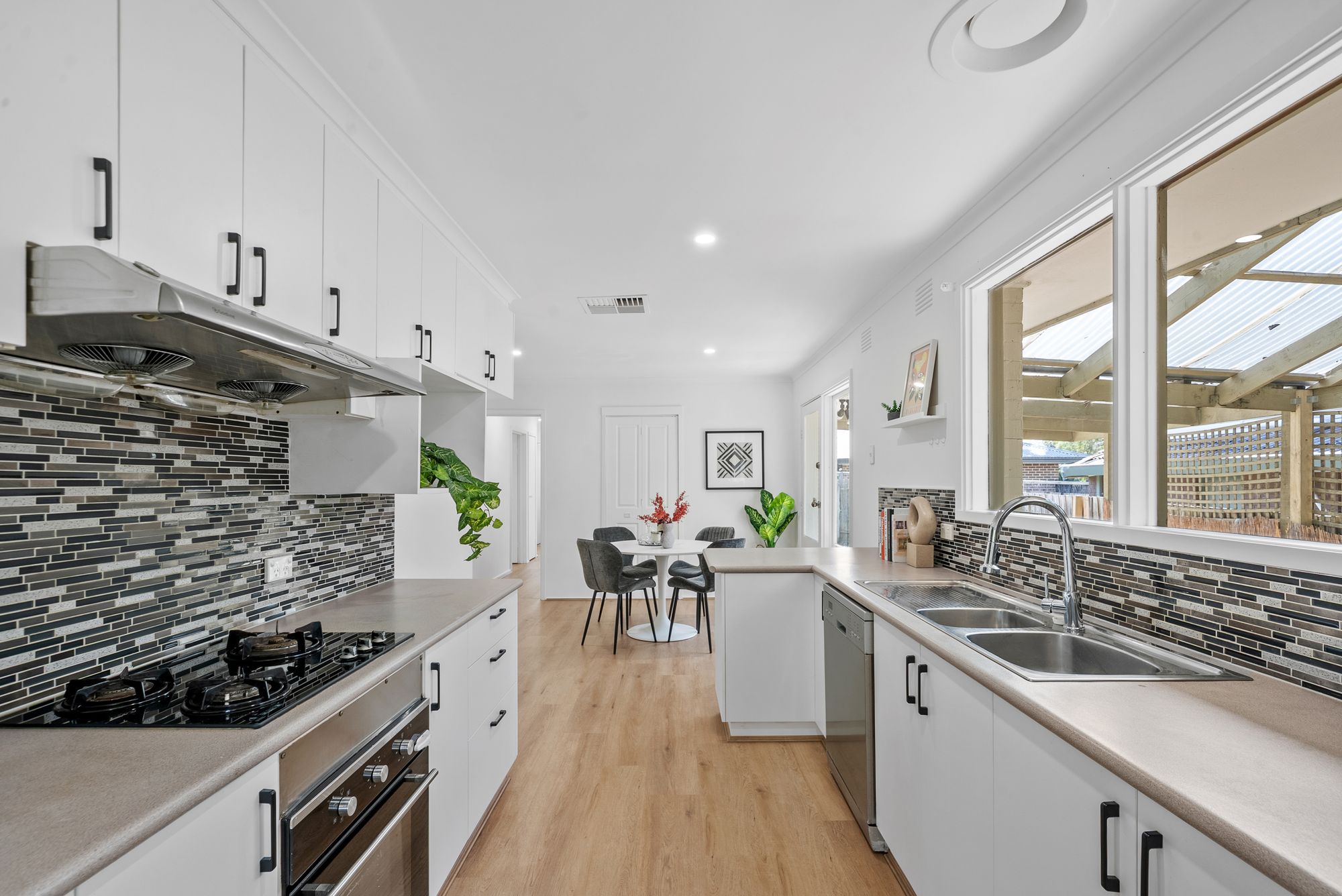 5 Haileybury Court, Wantirna, VIC 3152 - Image 6