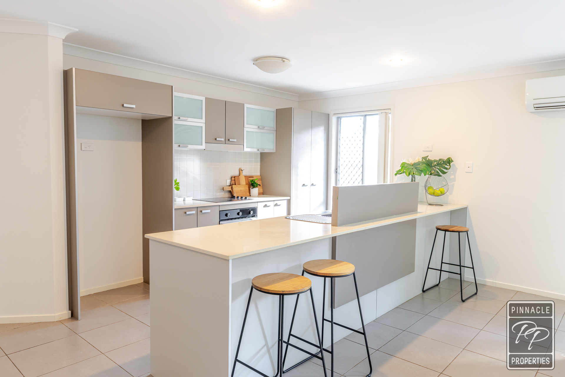 16 Shaw Place, Redland Bay, Qld, 4165 - Image 8