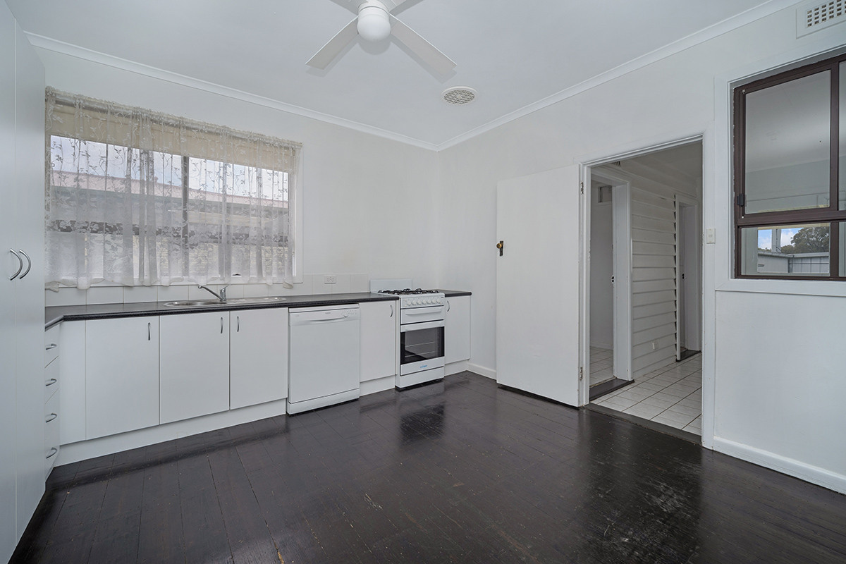 41 BREE ROAD, Hamilton VIC 3300 - Image 2