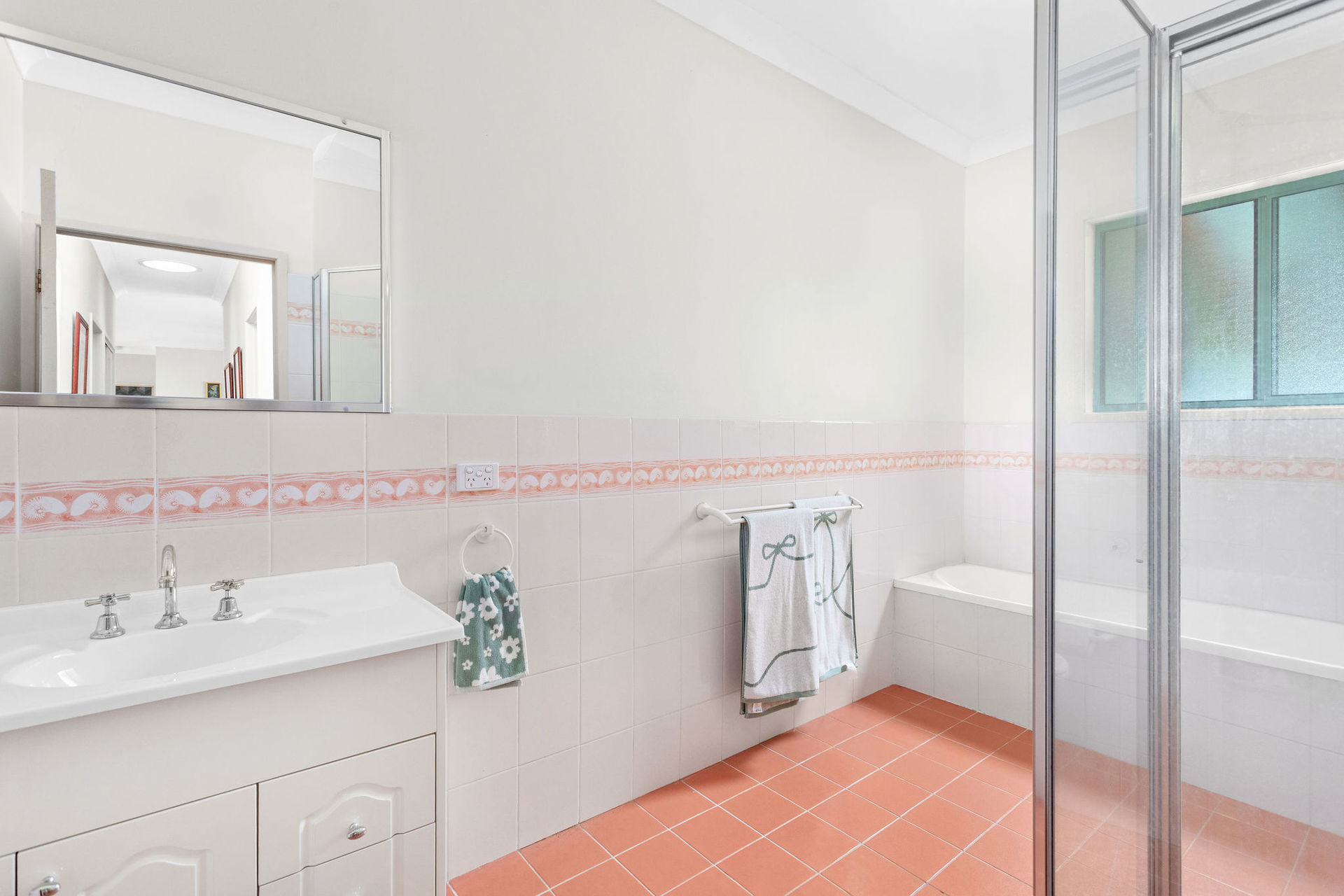 5-bedroom house at 16 Idlewoods Crescent, Rainbow Flat, NSW 2430, Mid-Coast, New South Wales