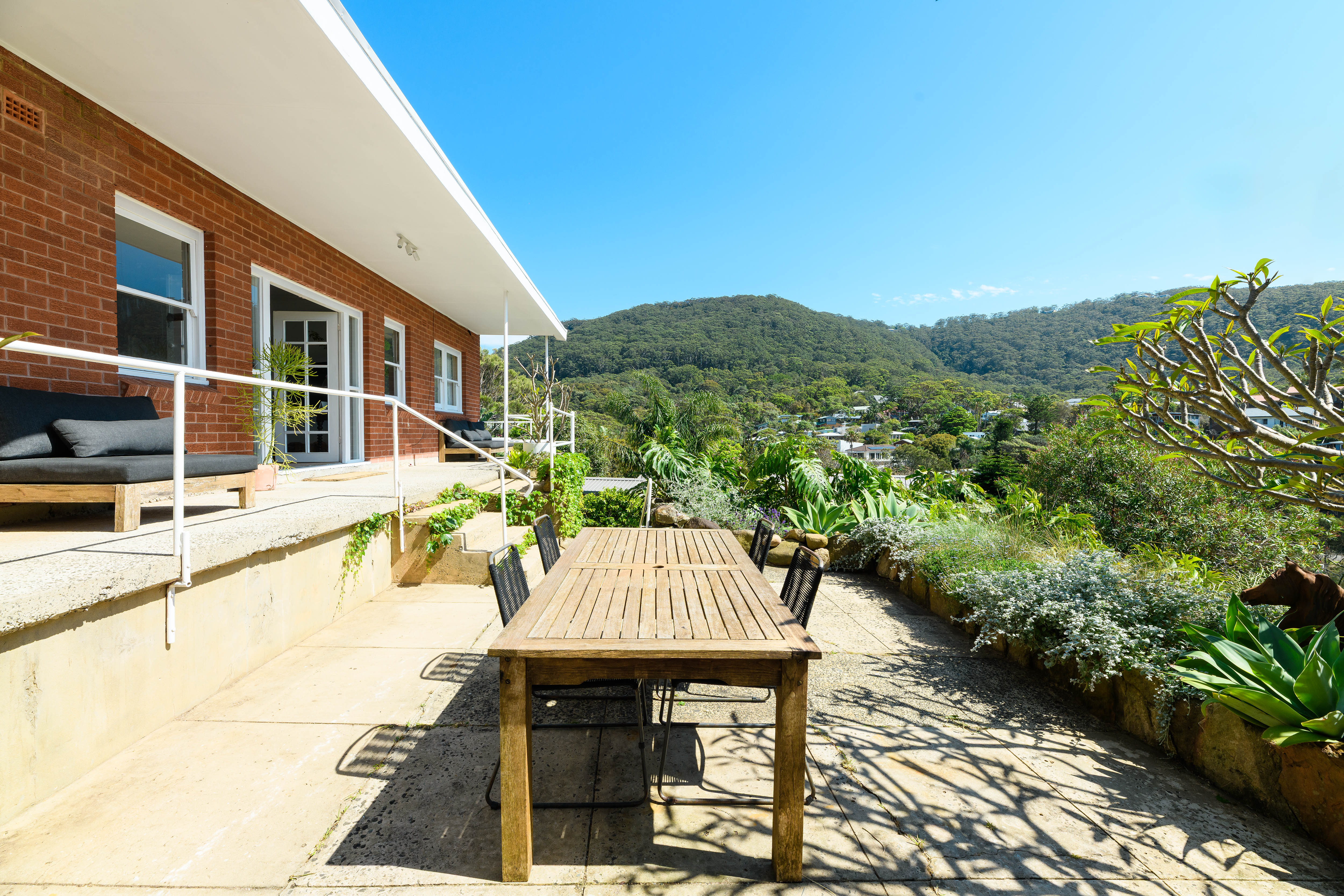 4-bedroom house at 46 Lower Coast Road, Stanwell Park, NSW 2508, Wollongong, New South Wales