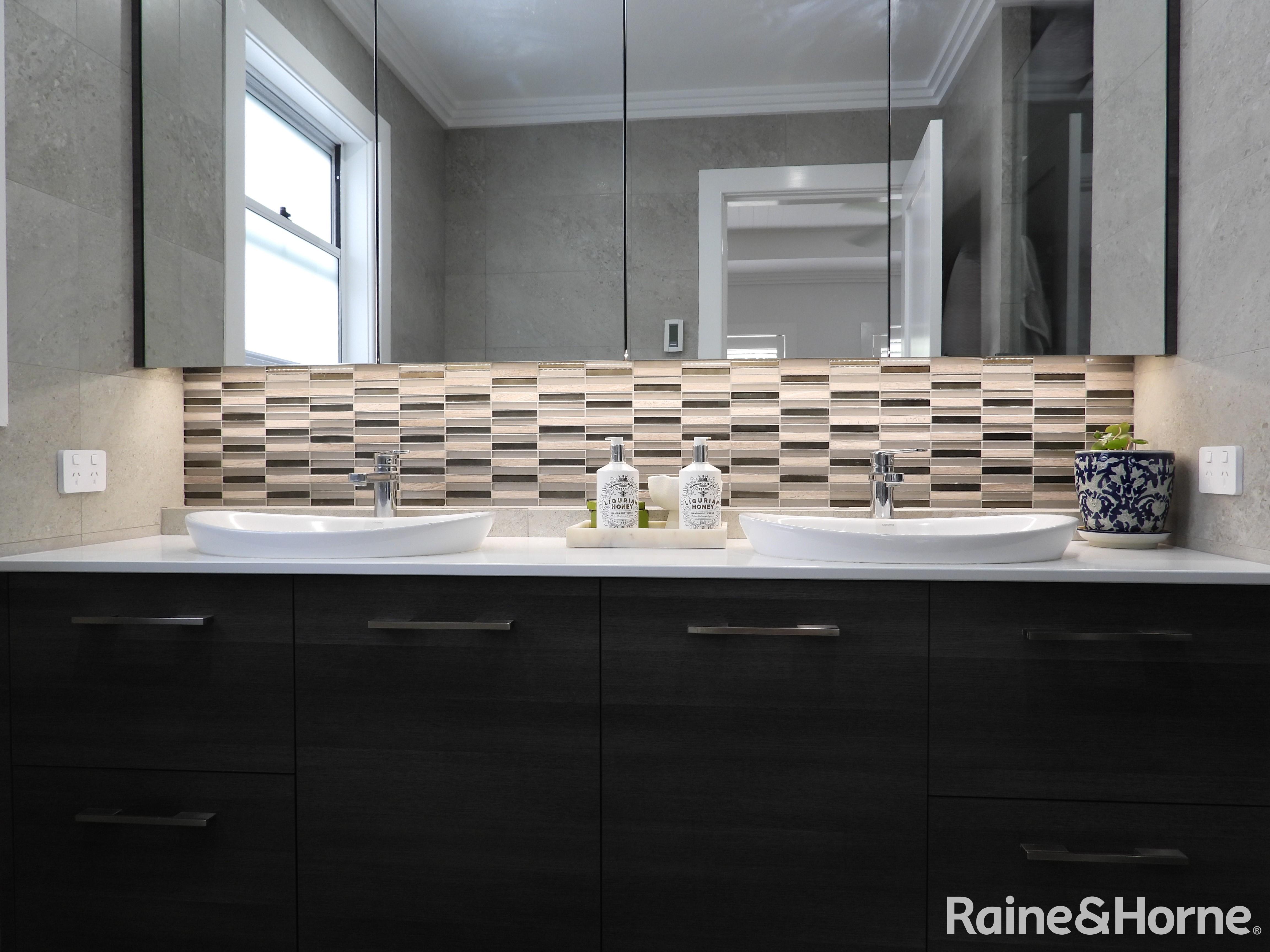 4-bedroom house at 7 Urallie Place, Moree, NSW 2400, Moree Plains, New South Wales