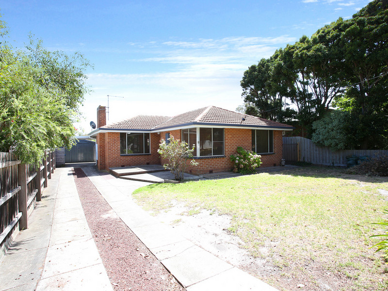 9 Adelaide Street, Mornington, VIC 3931 - Image 2