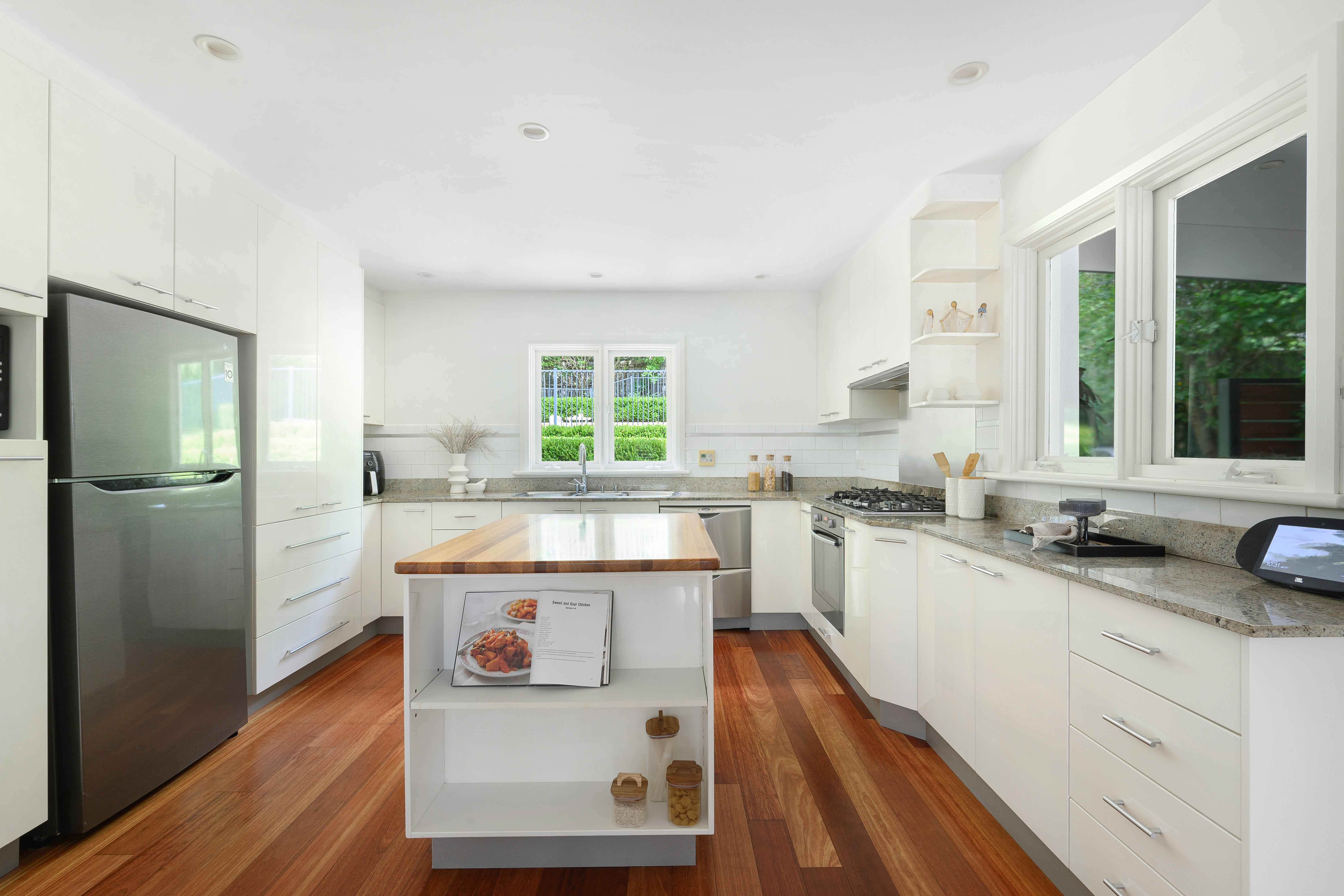 5-bedroom house at 11 Fitzroy Avenue, Pymble, NSW 2073, Ku-Ring-Gai, New South Wales