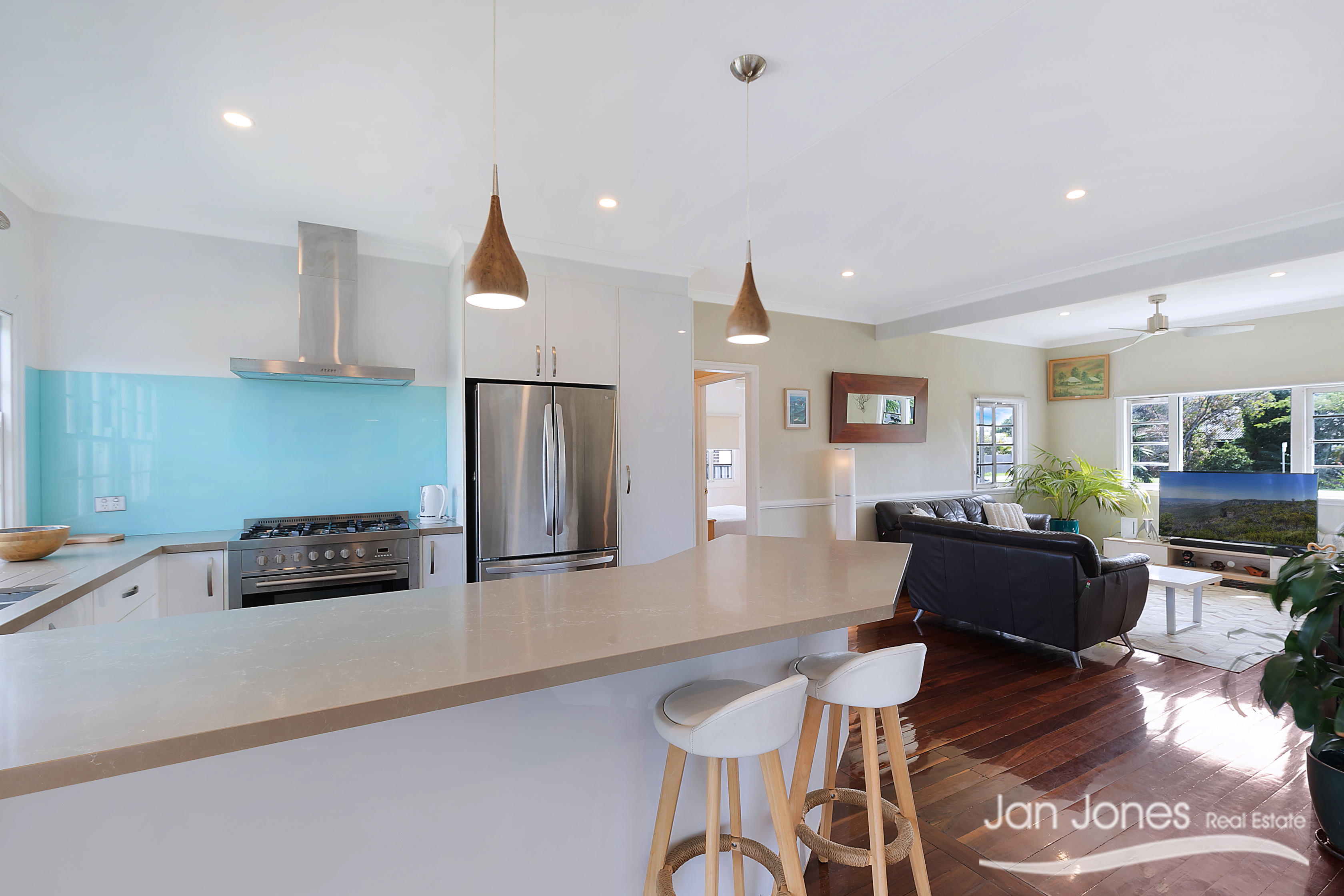 107 EVERSLEIGH ROAD, Scarborough QLD 4020 - Image 7