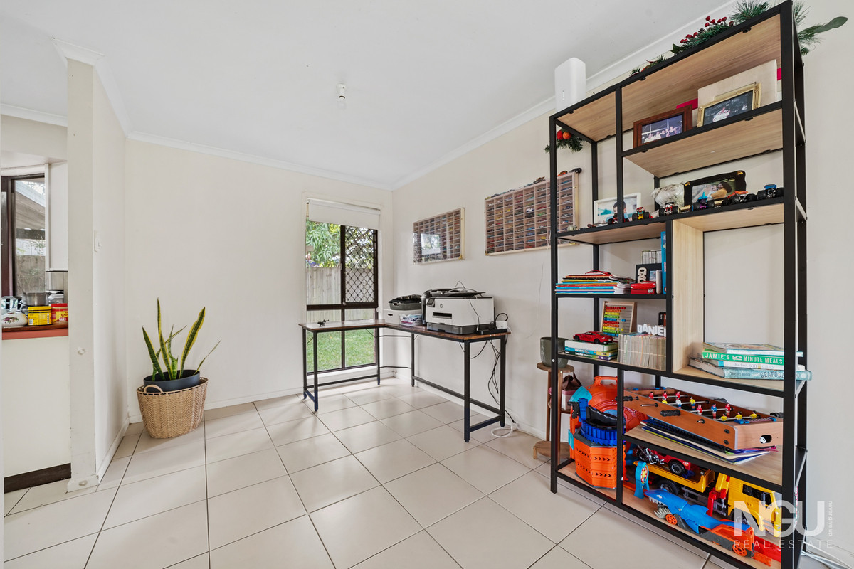 10 EMPEROR COURT, Kingston QLD 4114 - Image 8