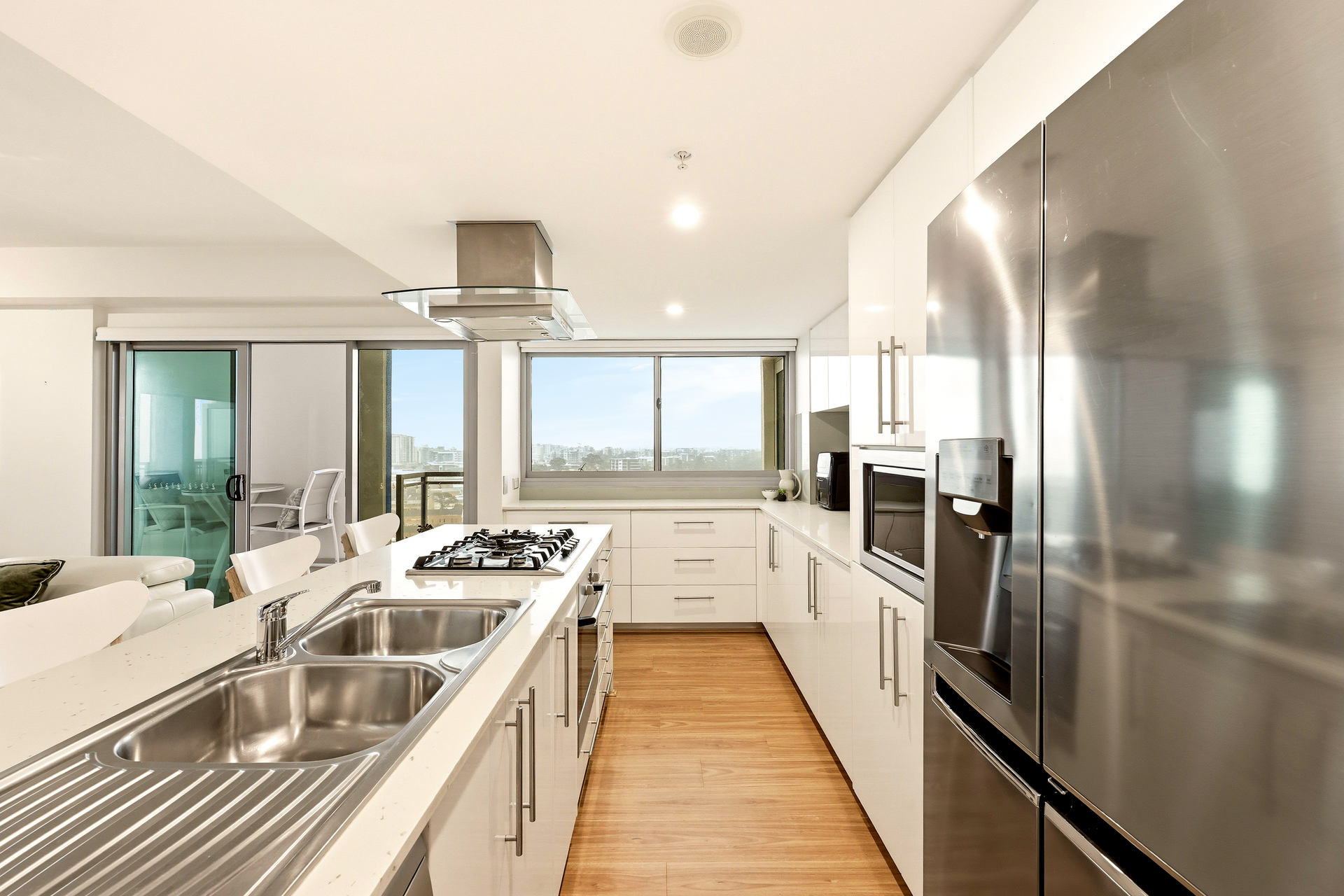 1004 185 REDCLIFFE PARADE, REDCLIFFE QLD 4020 - Image 7