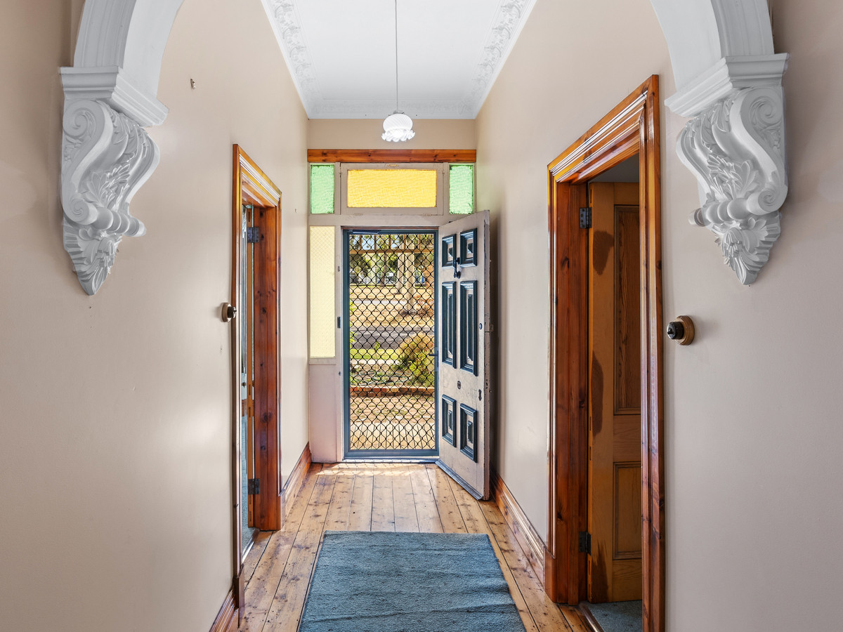 109 Coleraine Road, Hamilton, VIC 3300 - Image 2