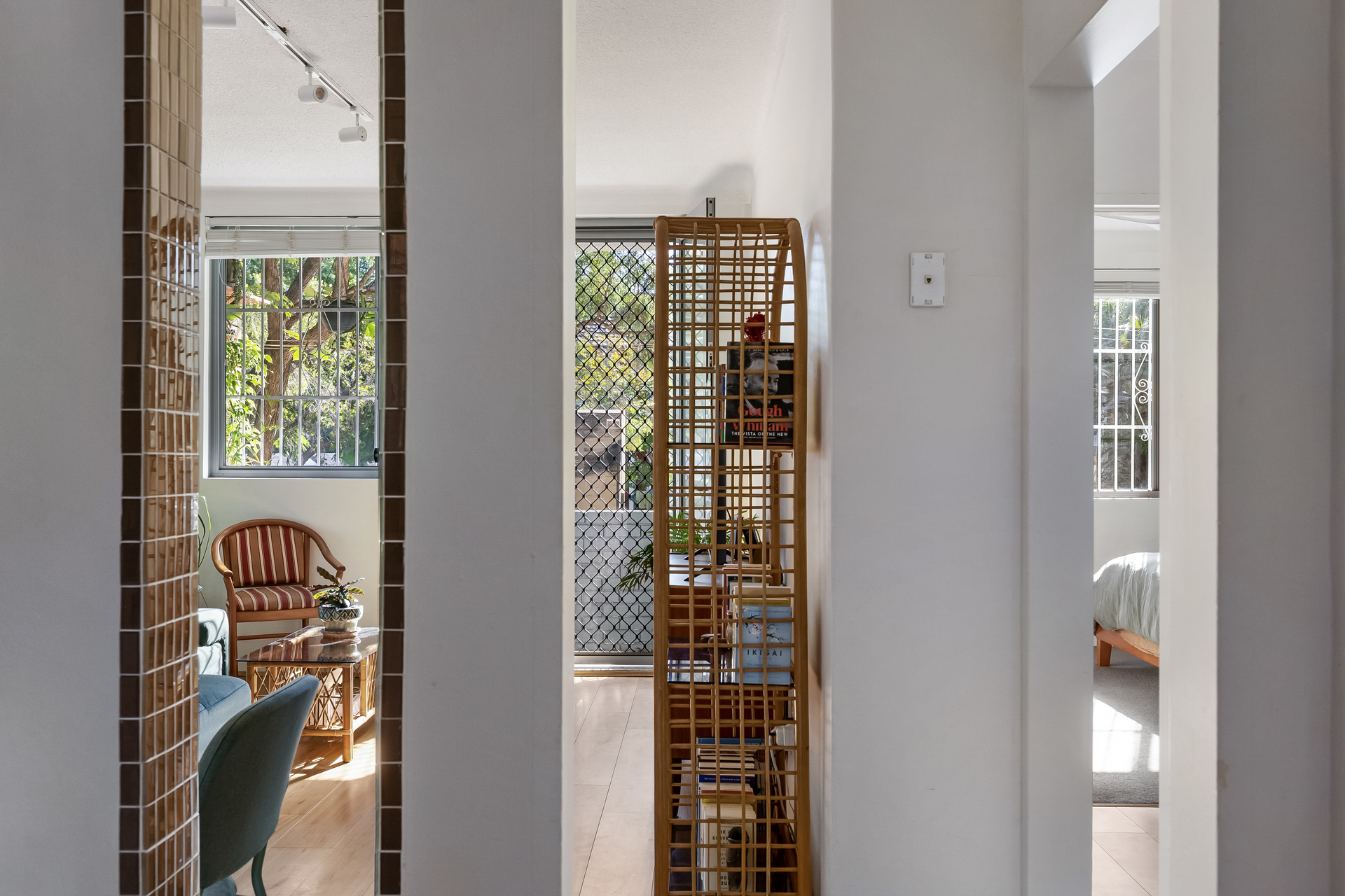 2/10 View Street, Marrickville, NSW 2204 - Image 9