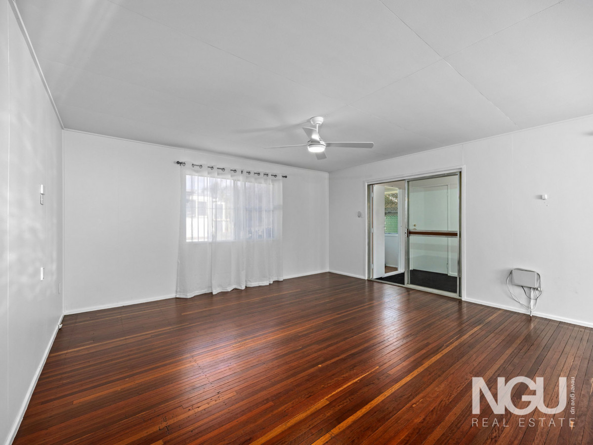 8 ROBINSON STREET, Brassall QLD 4305 - Image 8
