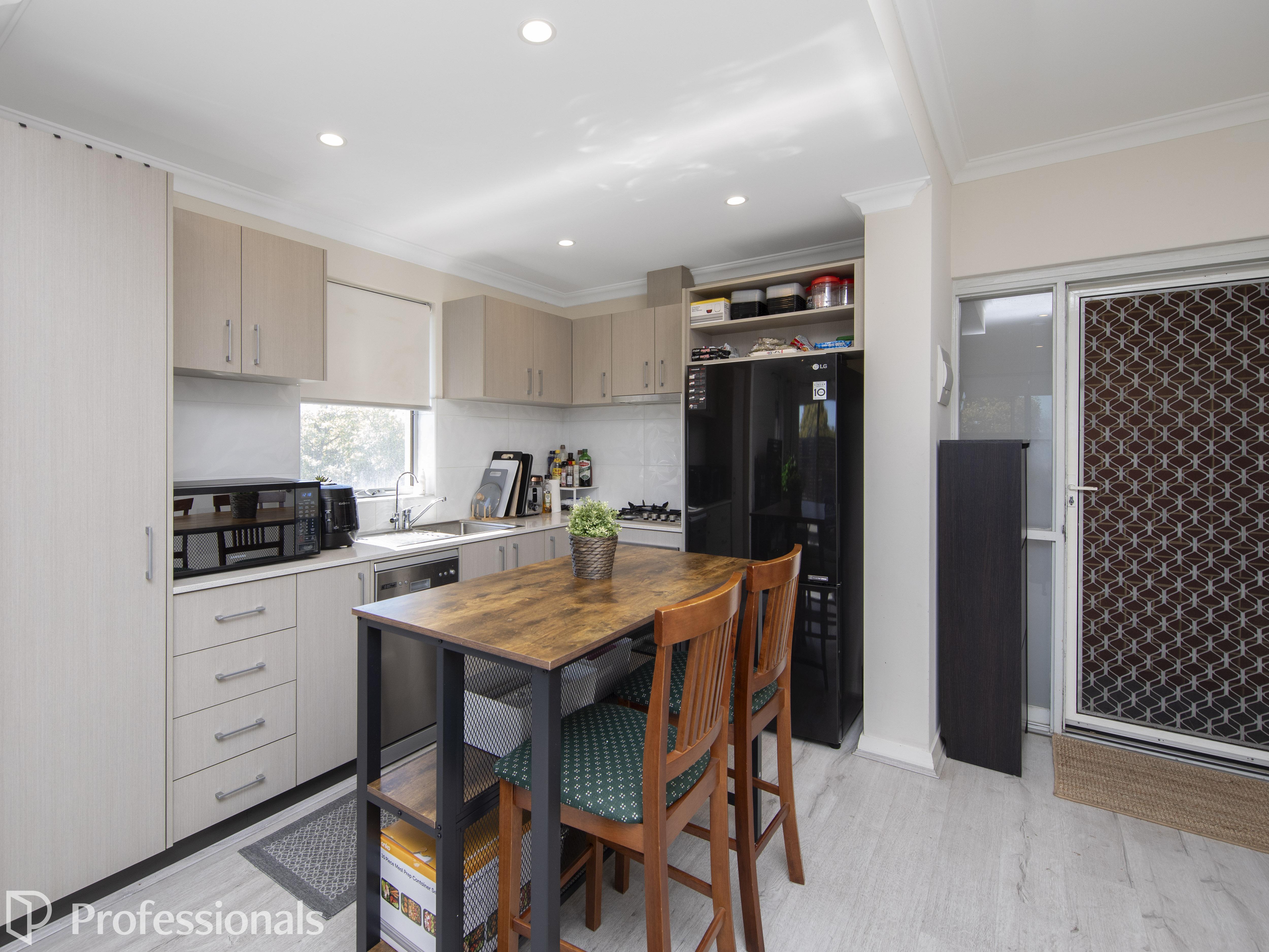 14/138 Morrison Road, Midland, WA 6056 - Image 3