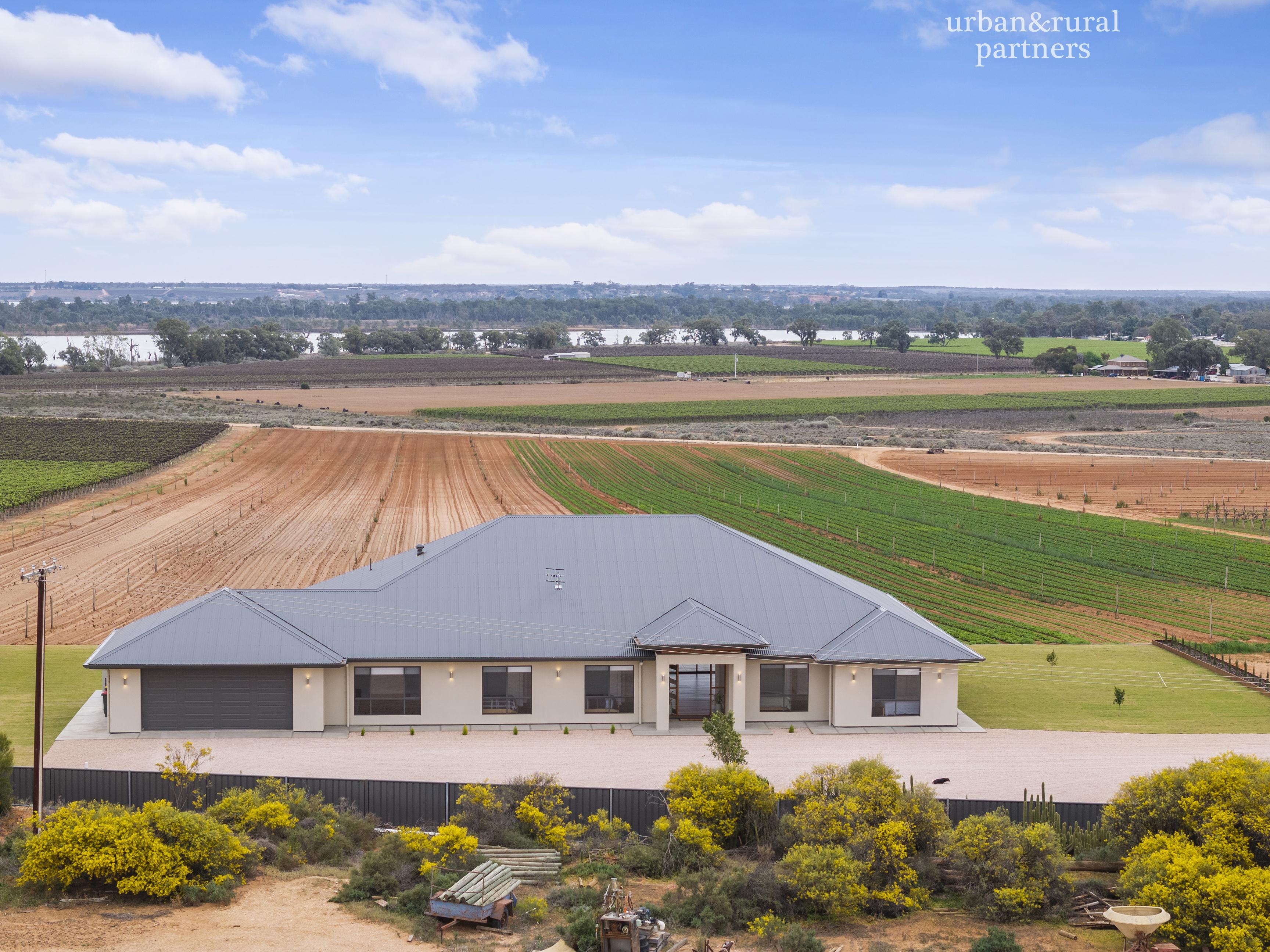 5-bedroom house at 123 Elephant Trunk Road, Cobdogla, SA 5346, Berri Barmera, South Australia