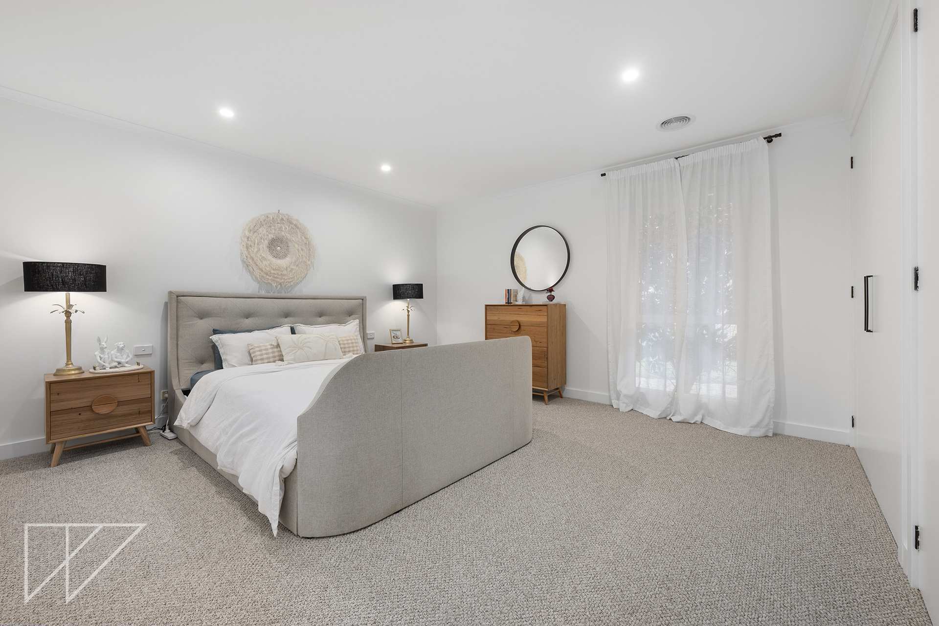 32 SILVER WATTLE DRIVE, Warragul VIC 3820 - Image 10