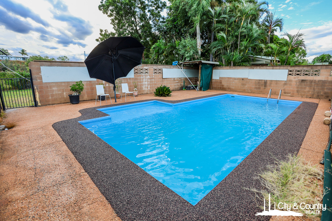 41 Flynn Street, Mornington, QLD 4825 - Image 1