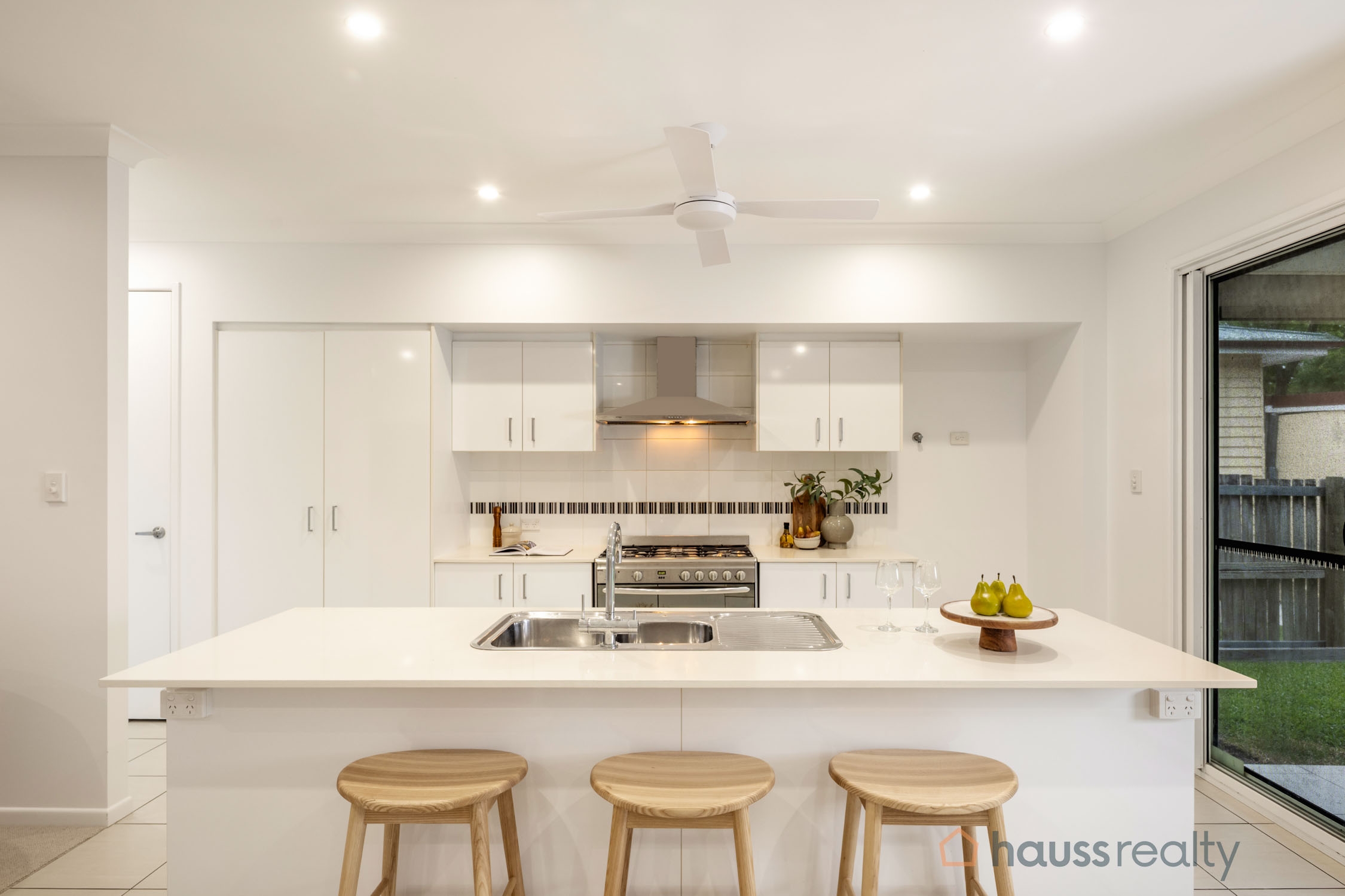 88 OXLEY STATION ROAD, Oxley QLD 4075 - Image 8