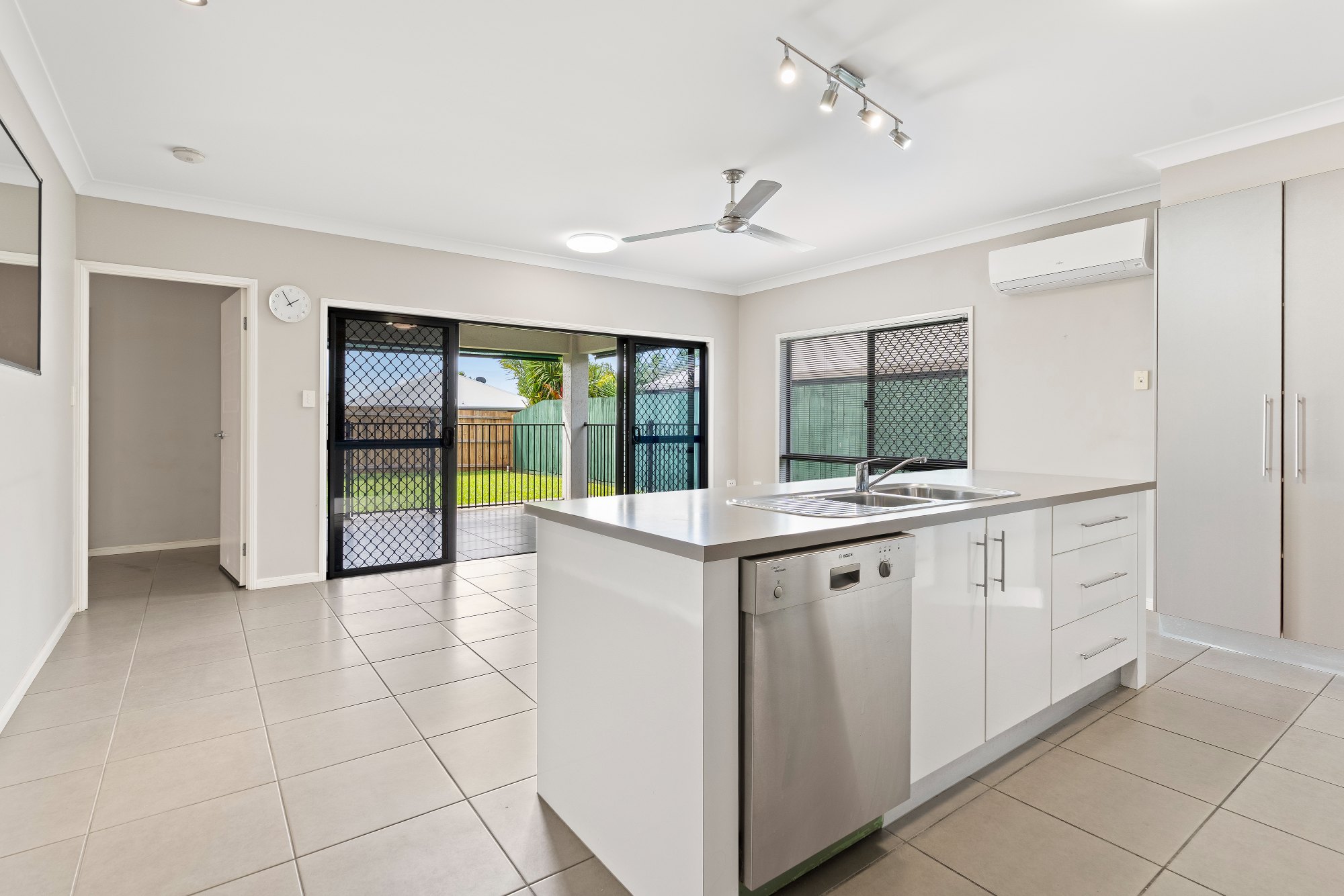 7 BOOYONG DRIVE, Mount Sheridan QLD 4868 - Image 2