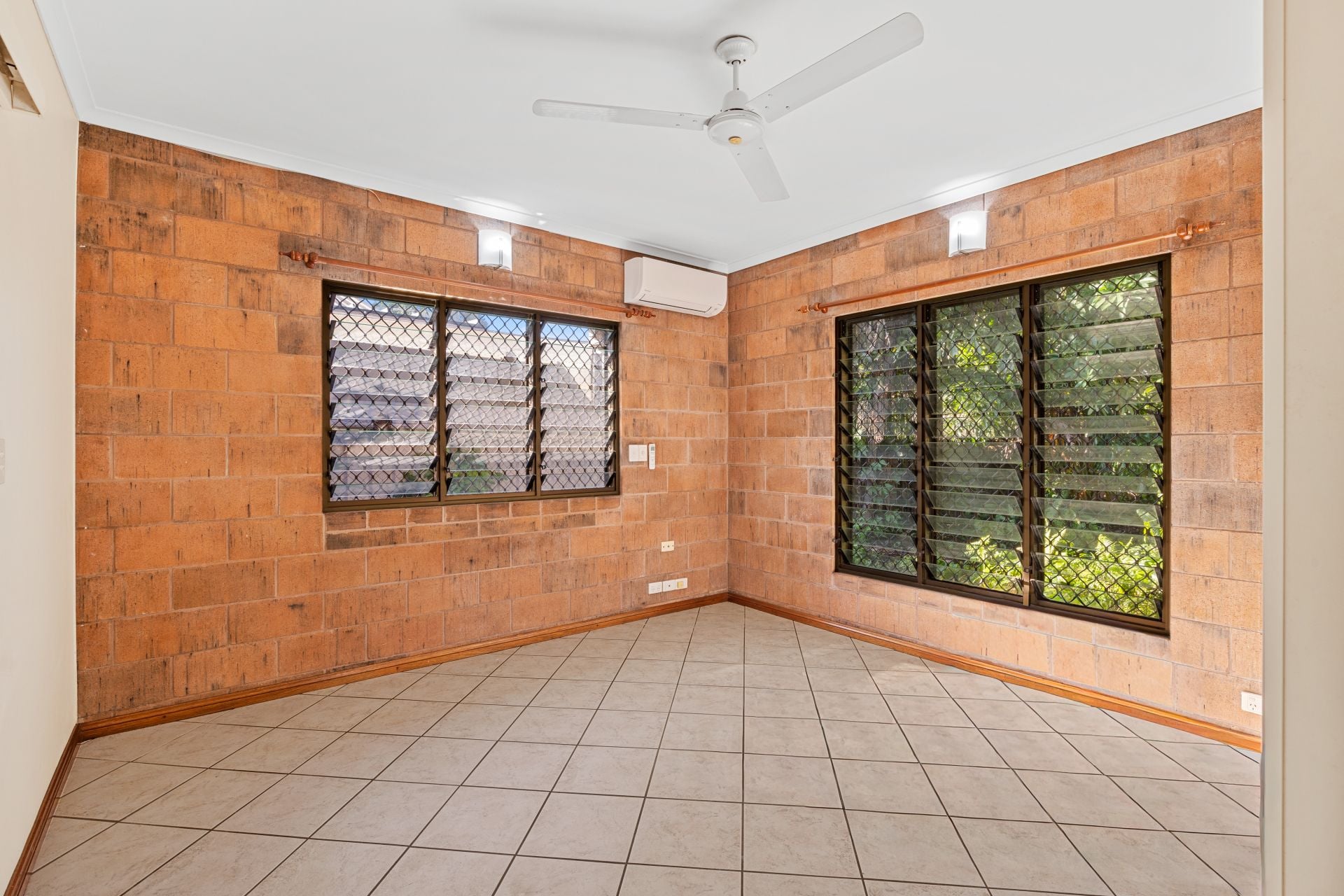 5-bedroom house at 2 Troughton Court, Woodroffe, NT 0830, Palmerston, Northern Territory