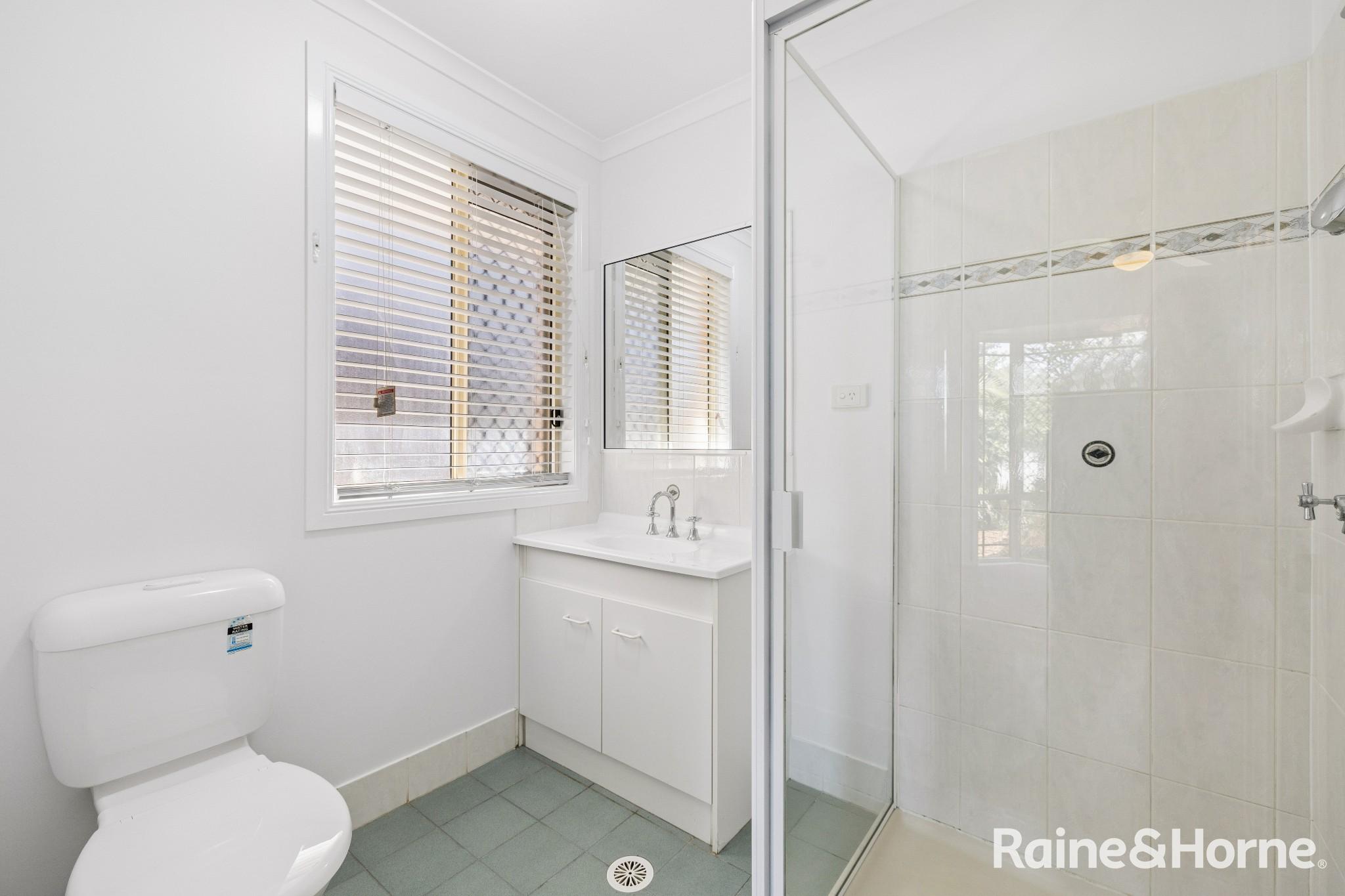 4-bedroom house at 4 Monarch Court, Kallangur, QLD 4503, Moreton Bay, Queensland