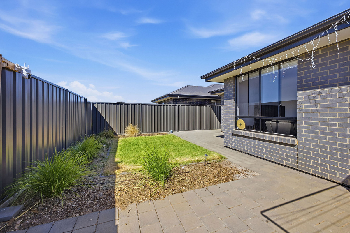 4-bedroom house at 54 Calypso Circuit, Munno Para, SA 5115, Playford, South Australia